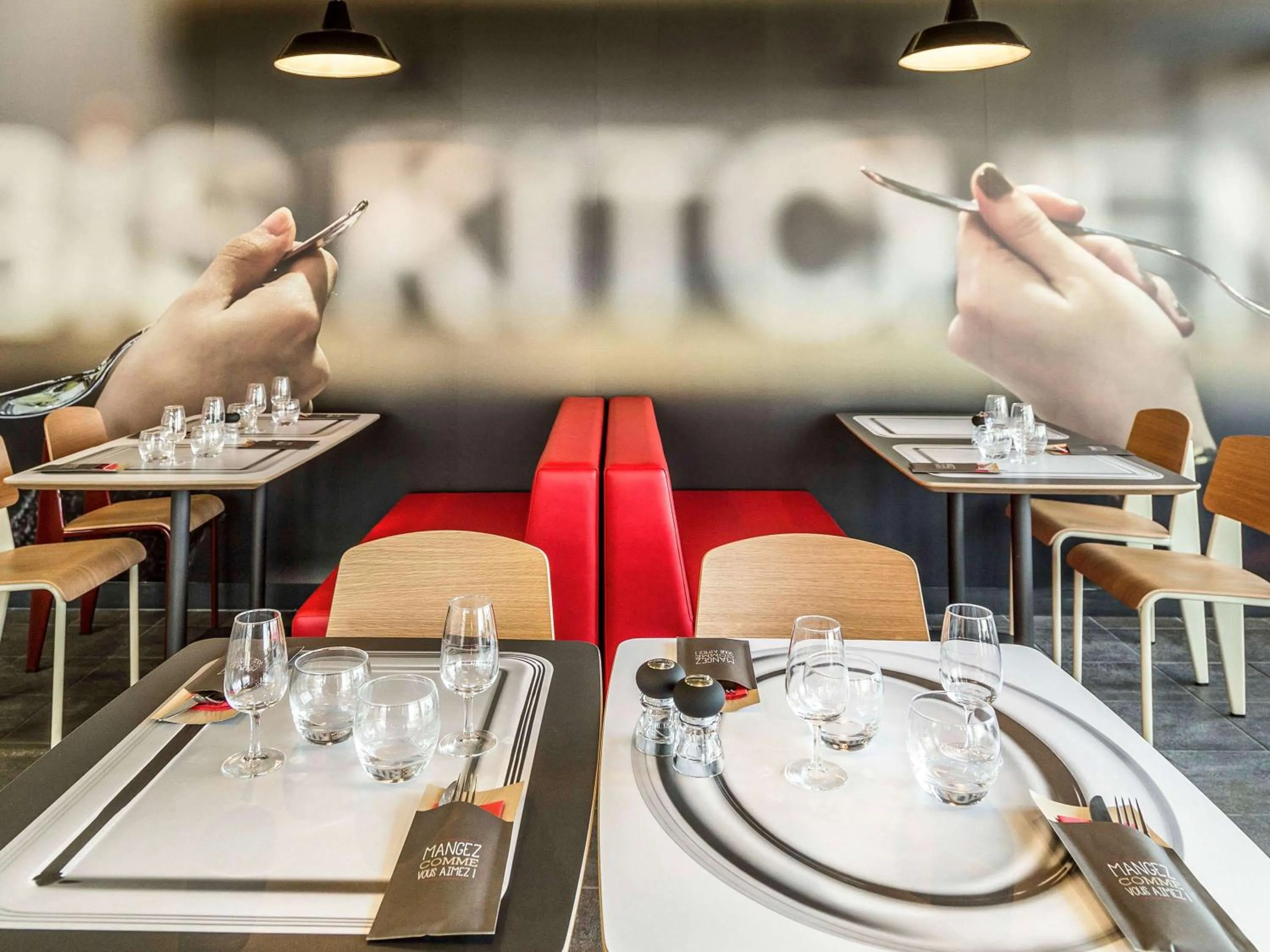 Restaurant/places to eat in ibis Thonon Centre