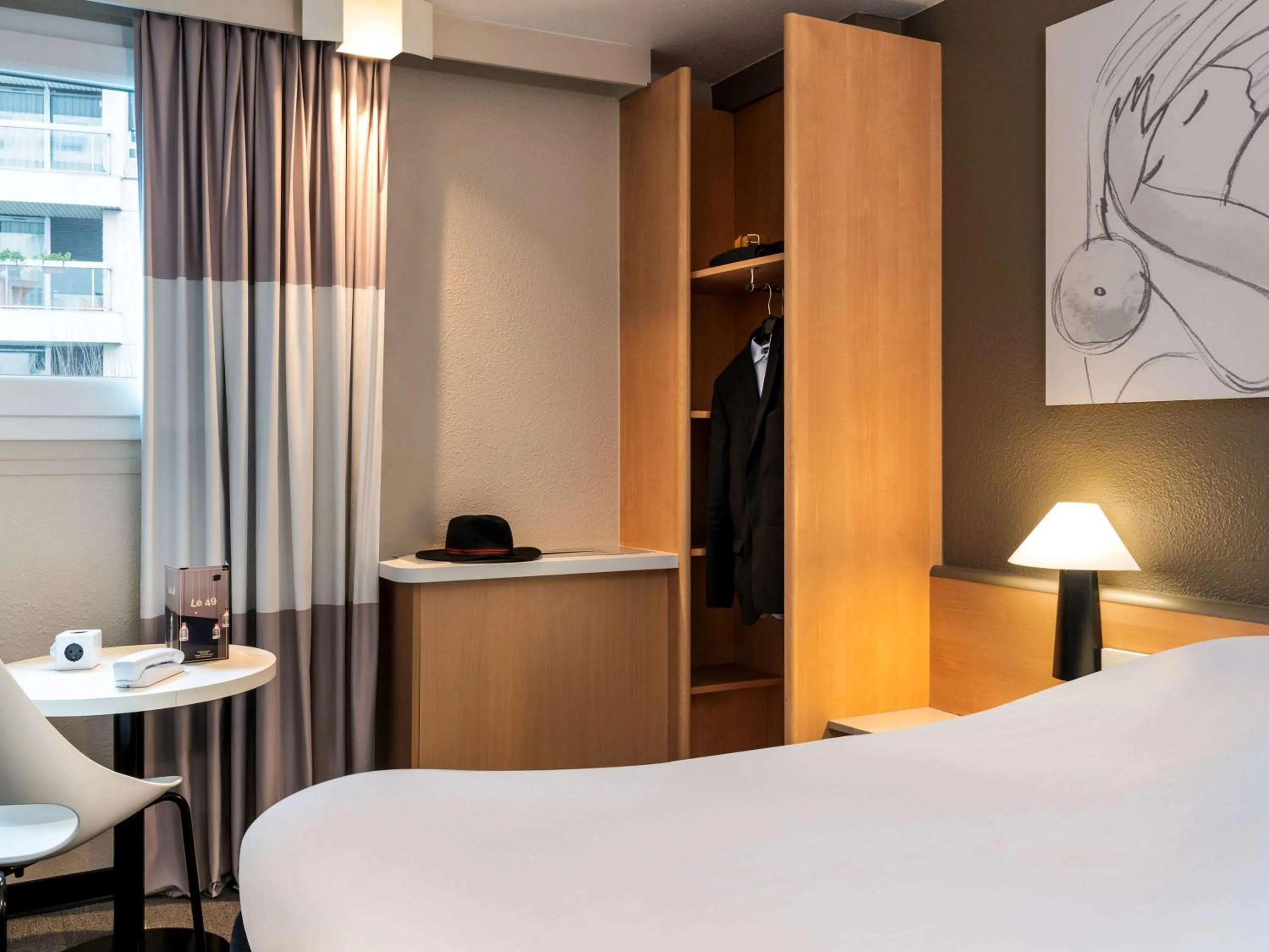 Photo of the whole room, Bed in ibis Paris Alesia Montparnasse