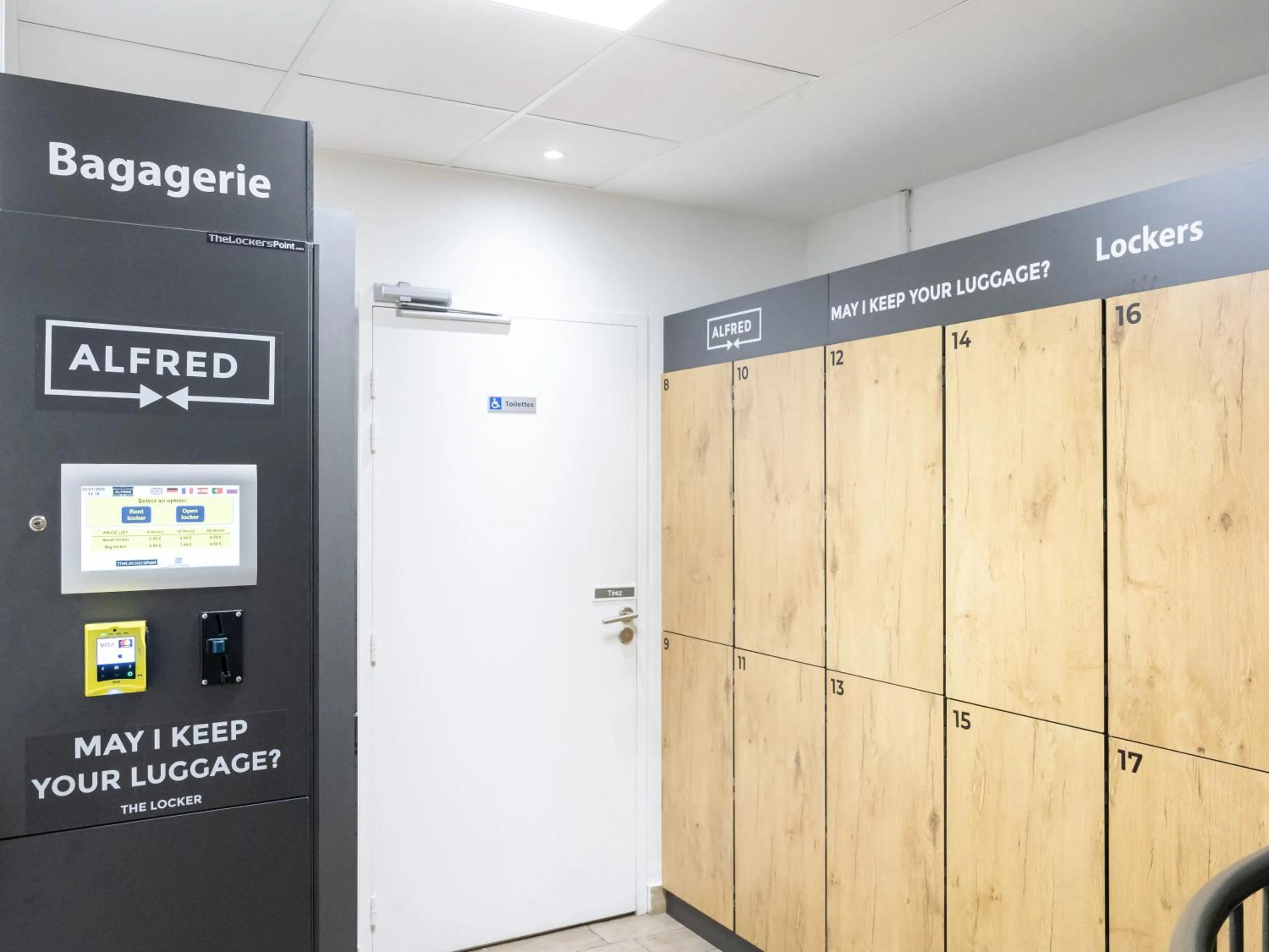 locker in ibis Paris Alesia Montparnasse