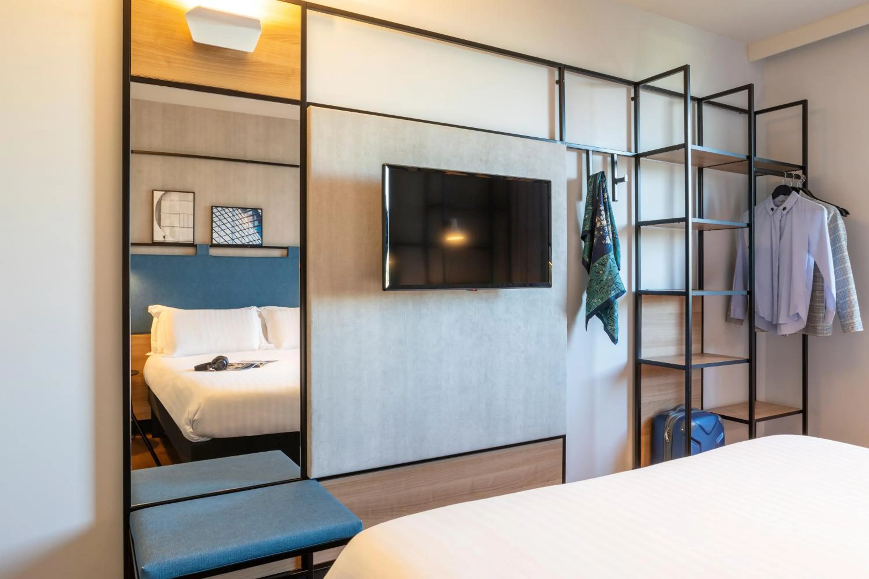 TV and multimedia, Bed in ibis Paris CDG Airport