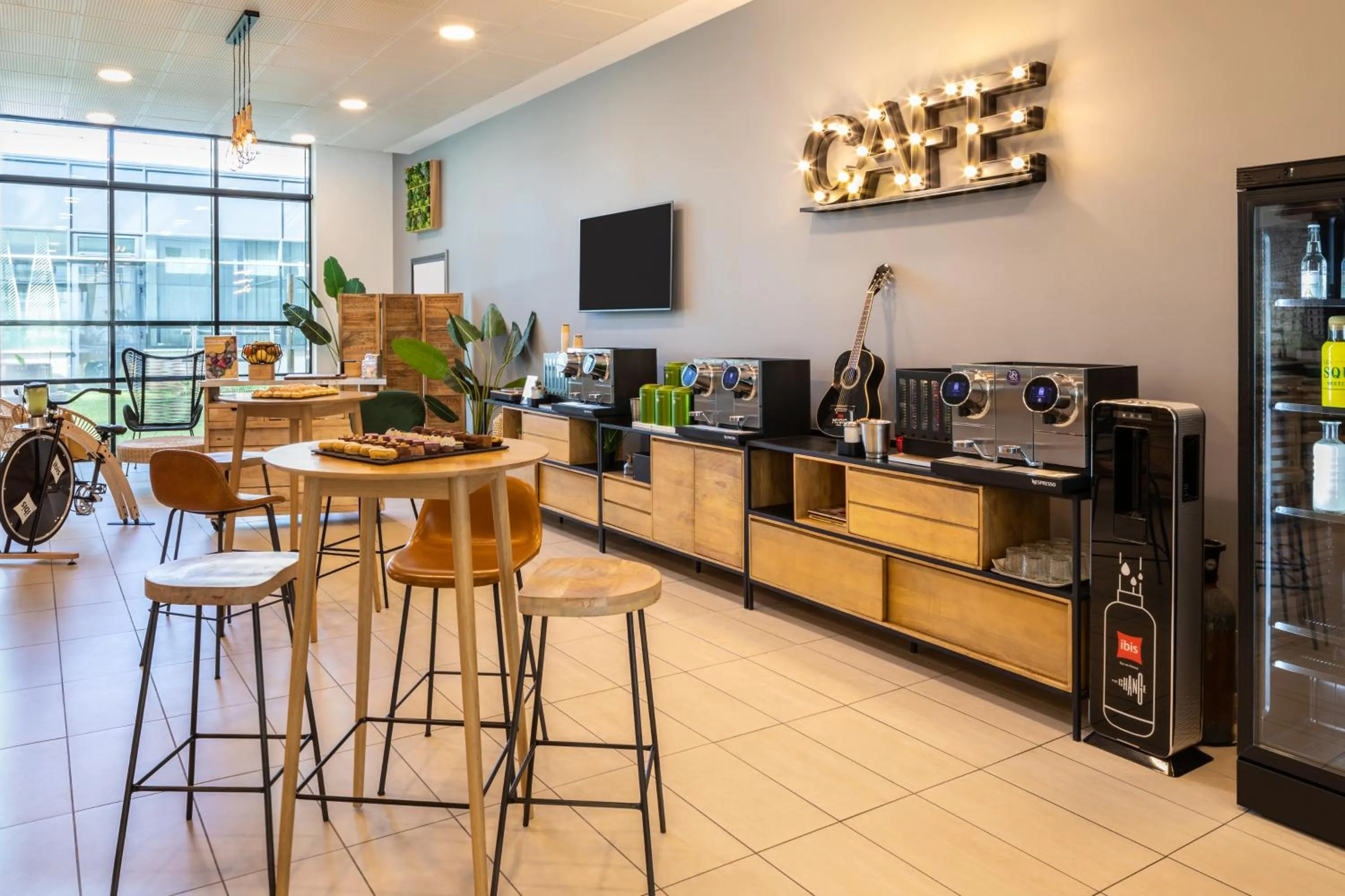 Banquet/Function facilities in ibis Paris CDG Airport