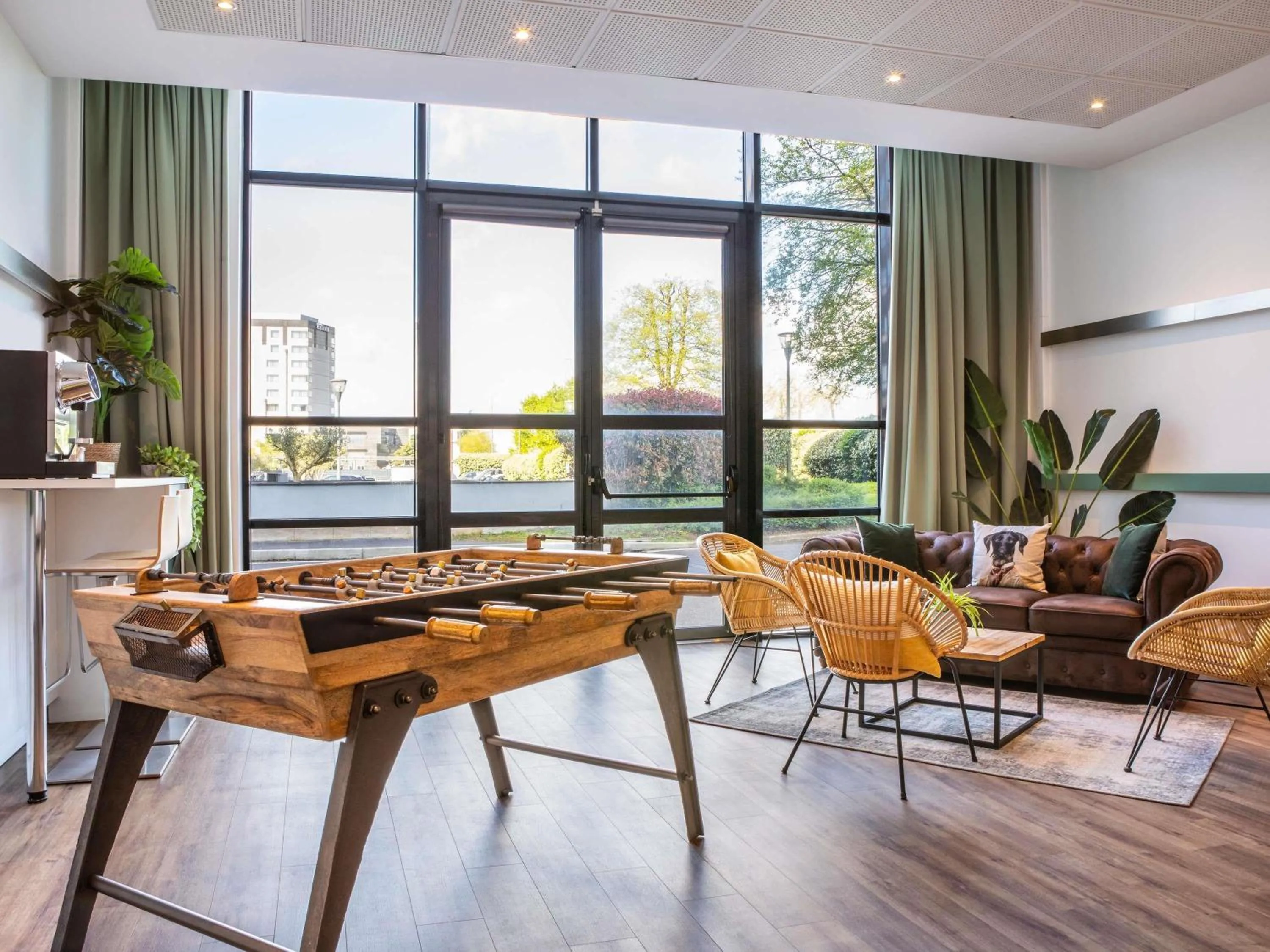 Property building in ibis Paris CDG Airport