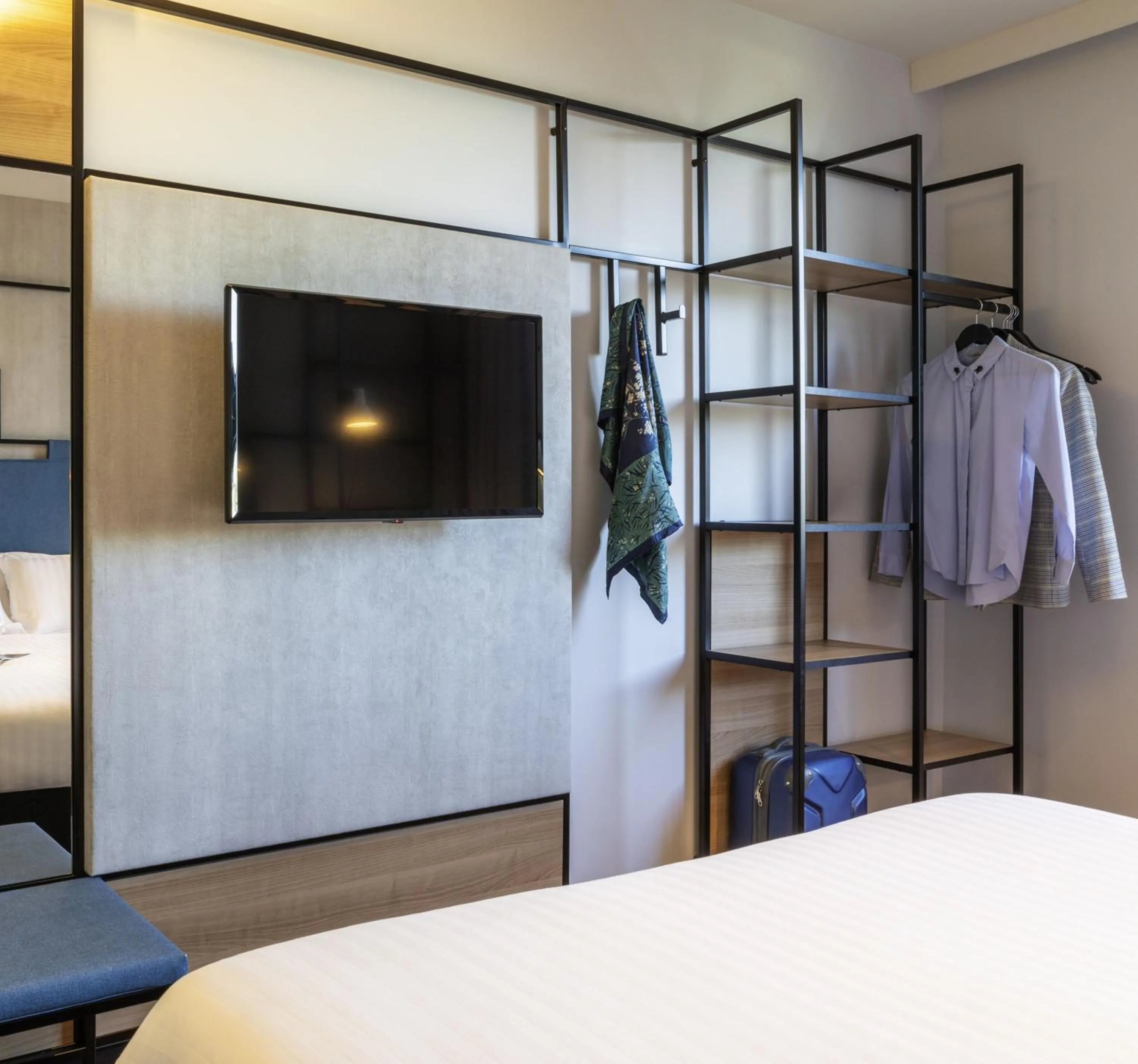 TV and multimedia, Bed in ibis Paris CDG Airport