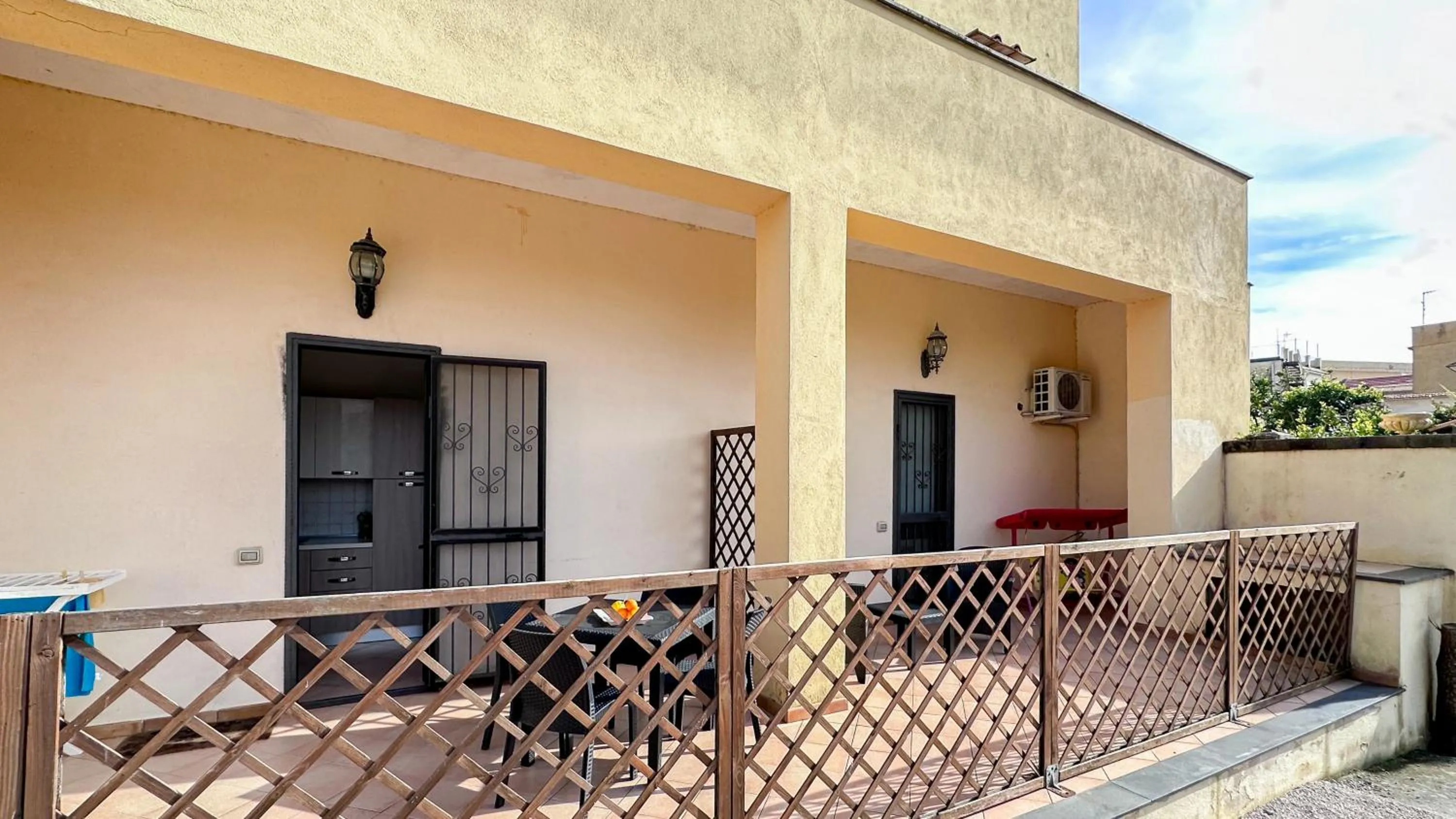 Flowers apartments & rooms