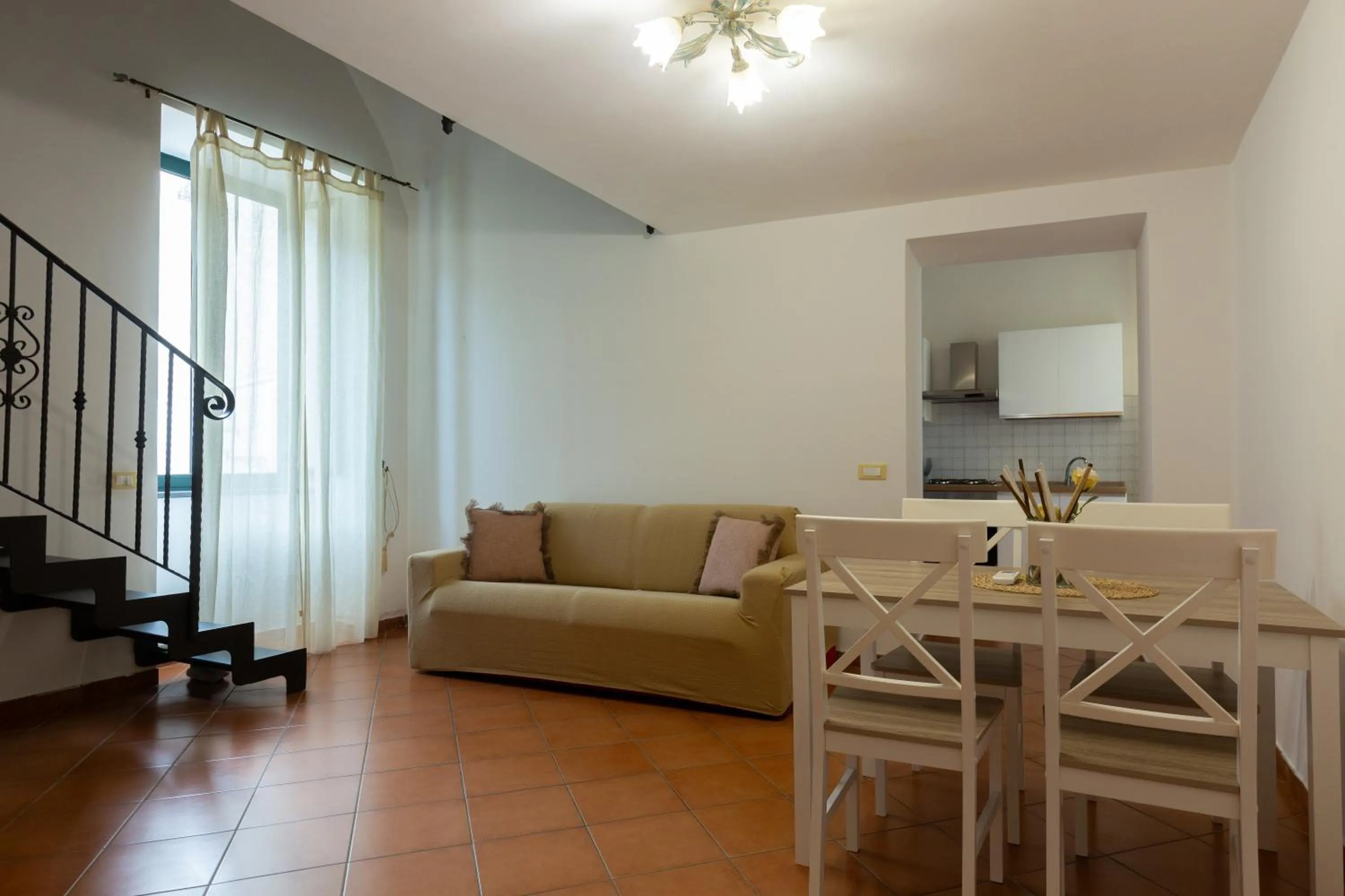 Flowers apartments & rooms