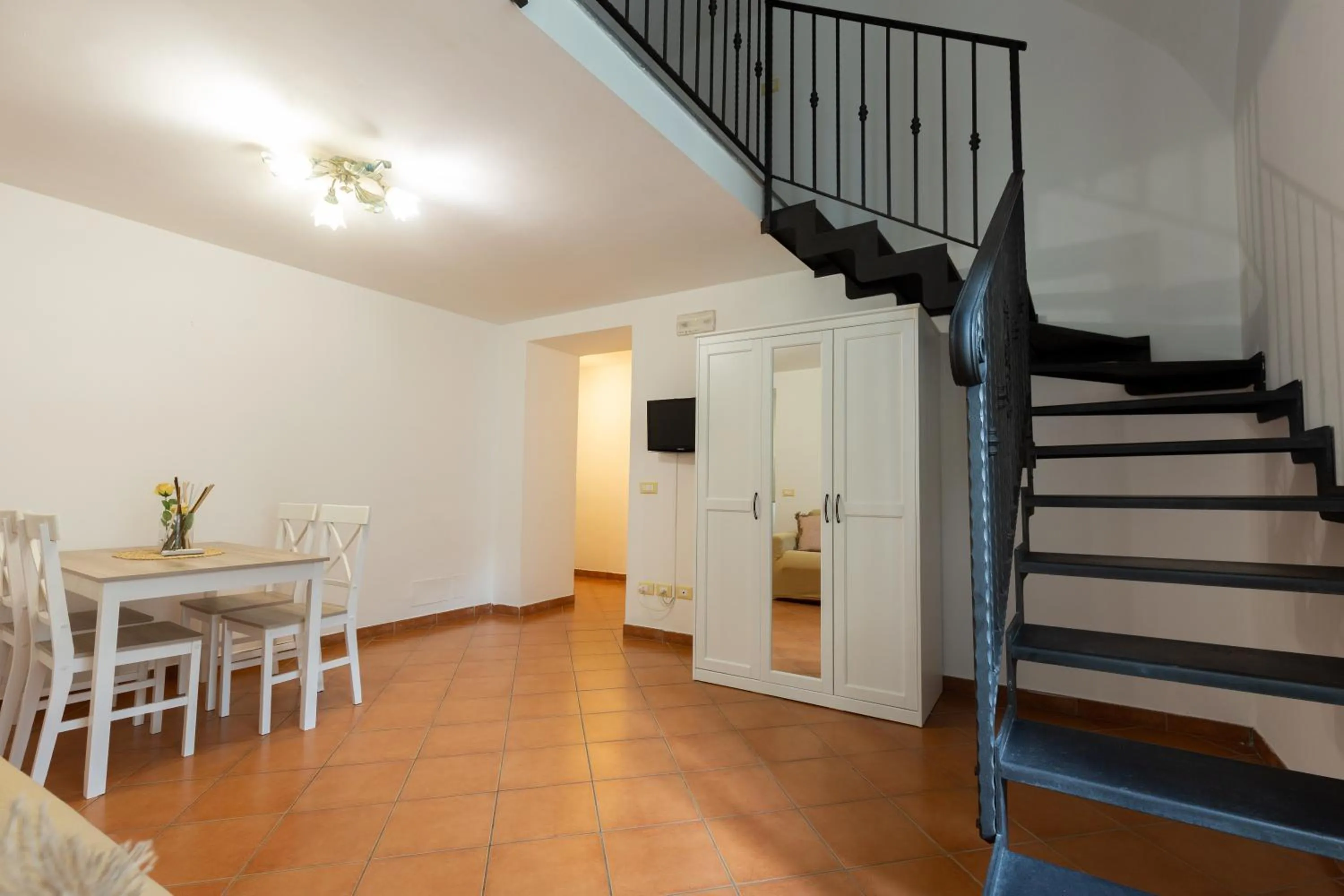 Flowers apartments & rooms