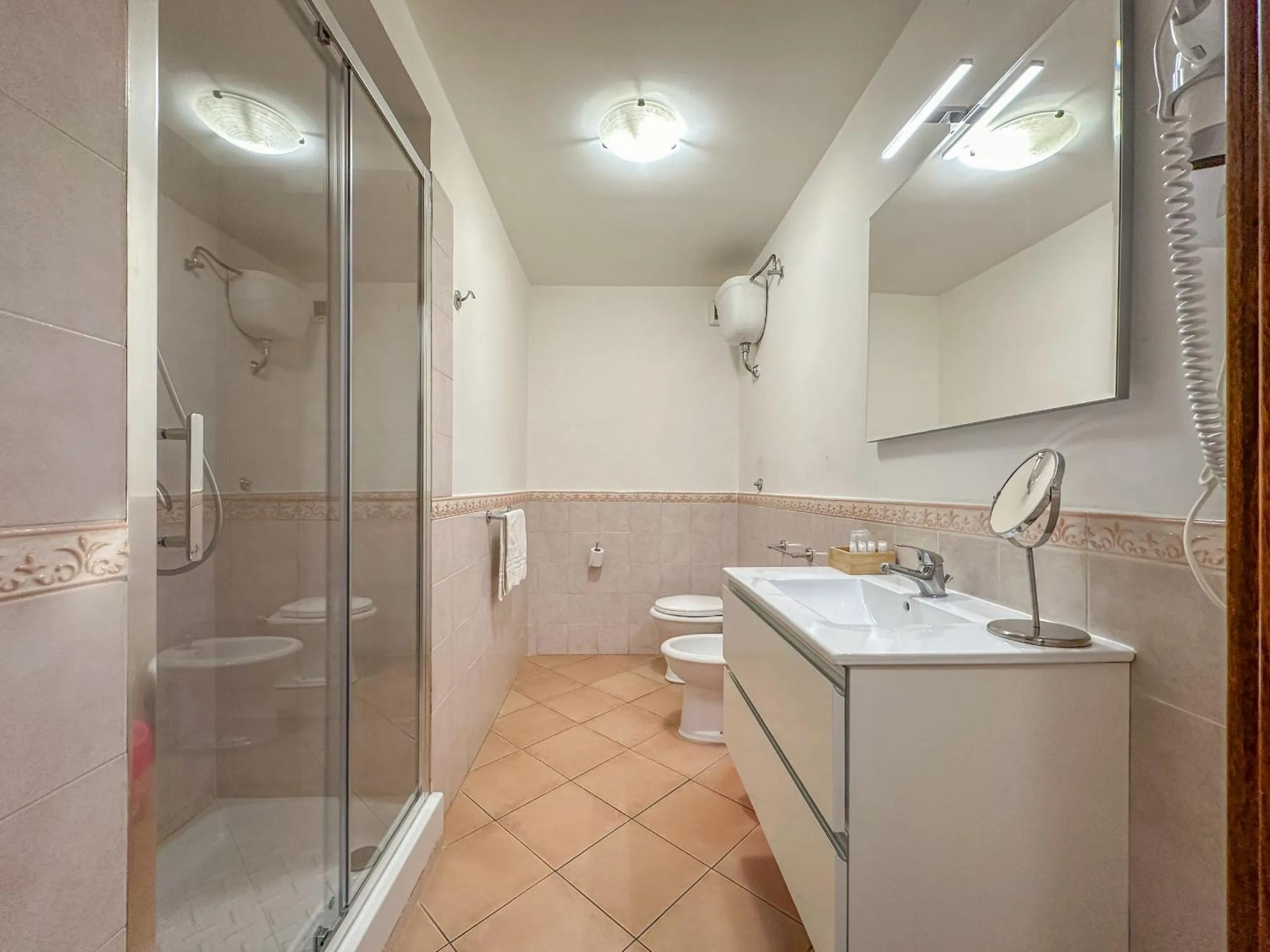 Flowers apartments & rooms