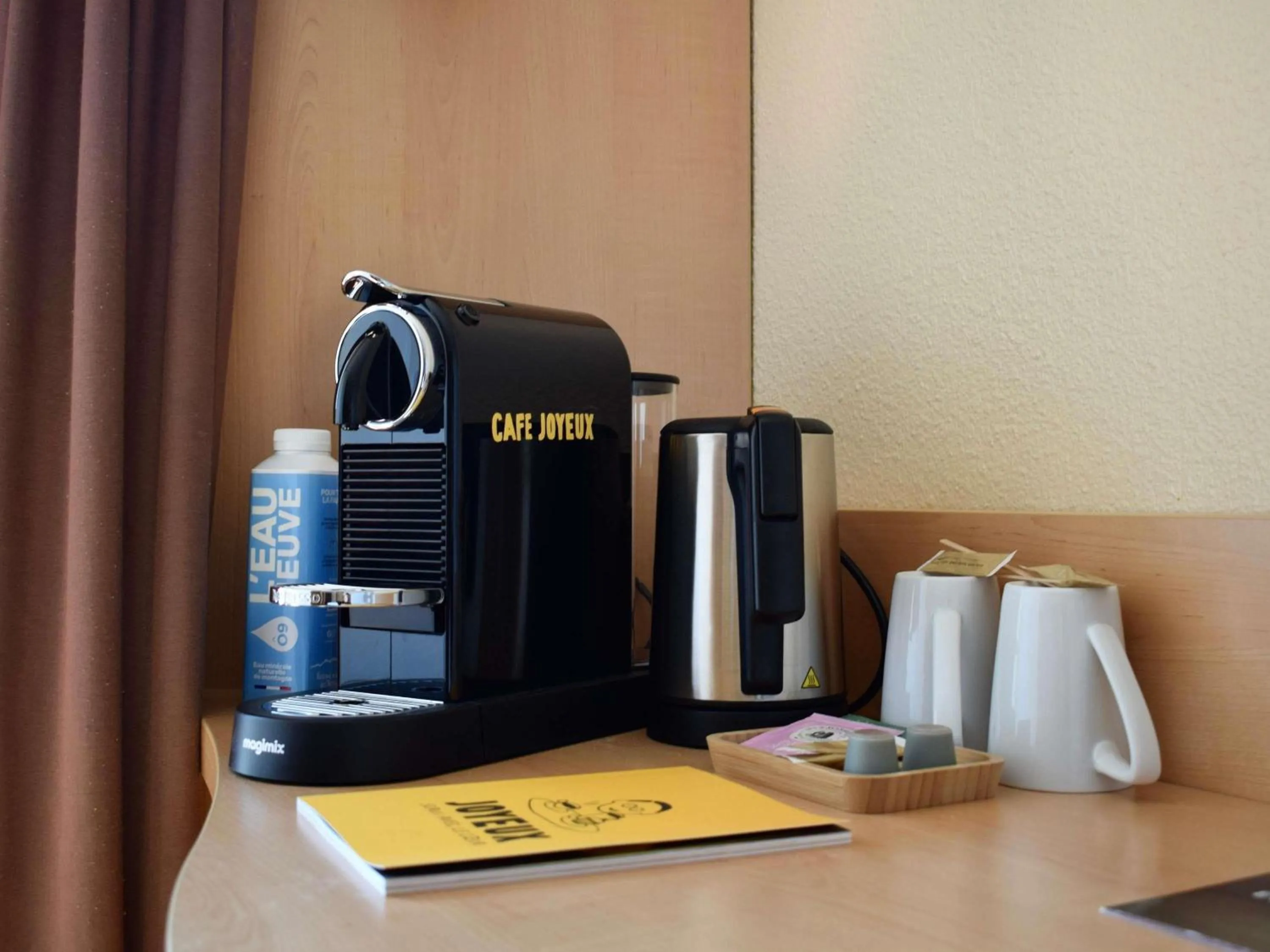 Bedroom in ibis Tours Centre Gare