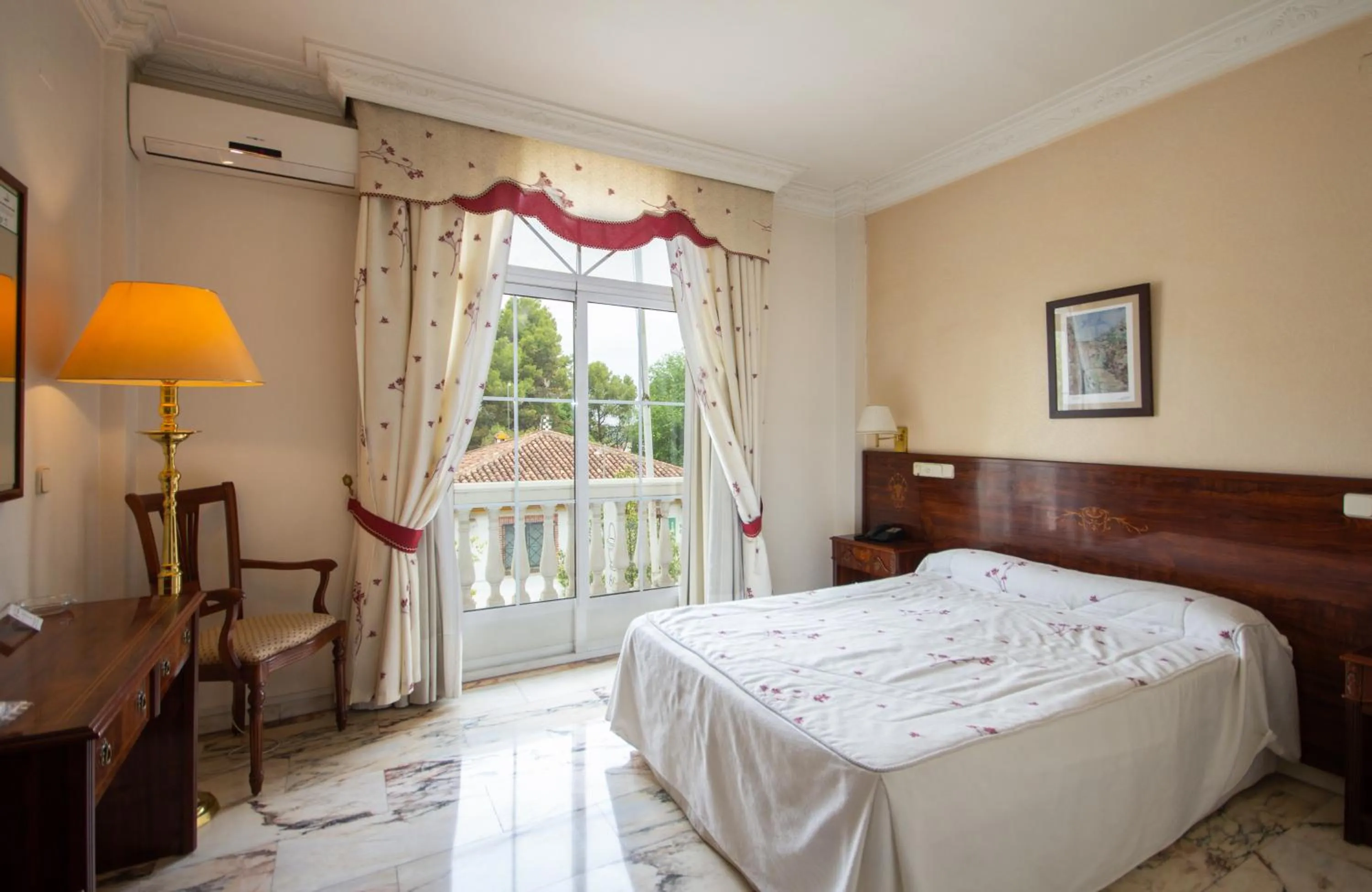 Bed in Hotel Hidalgo
