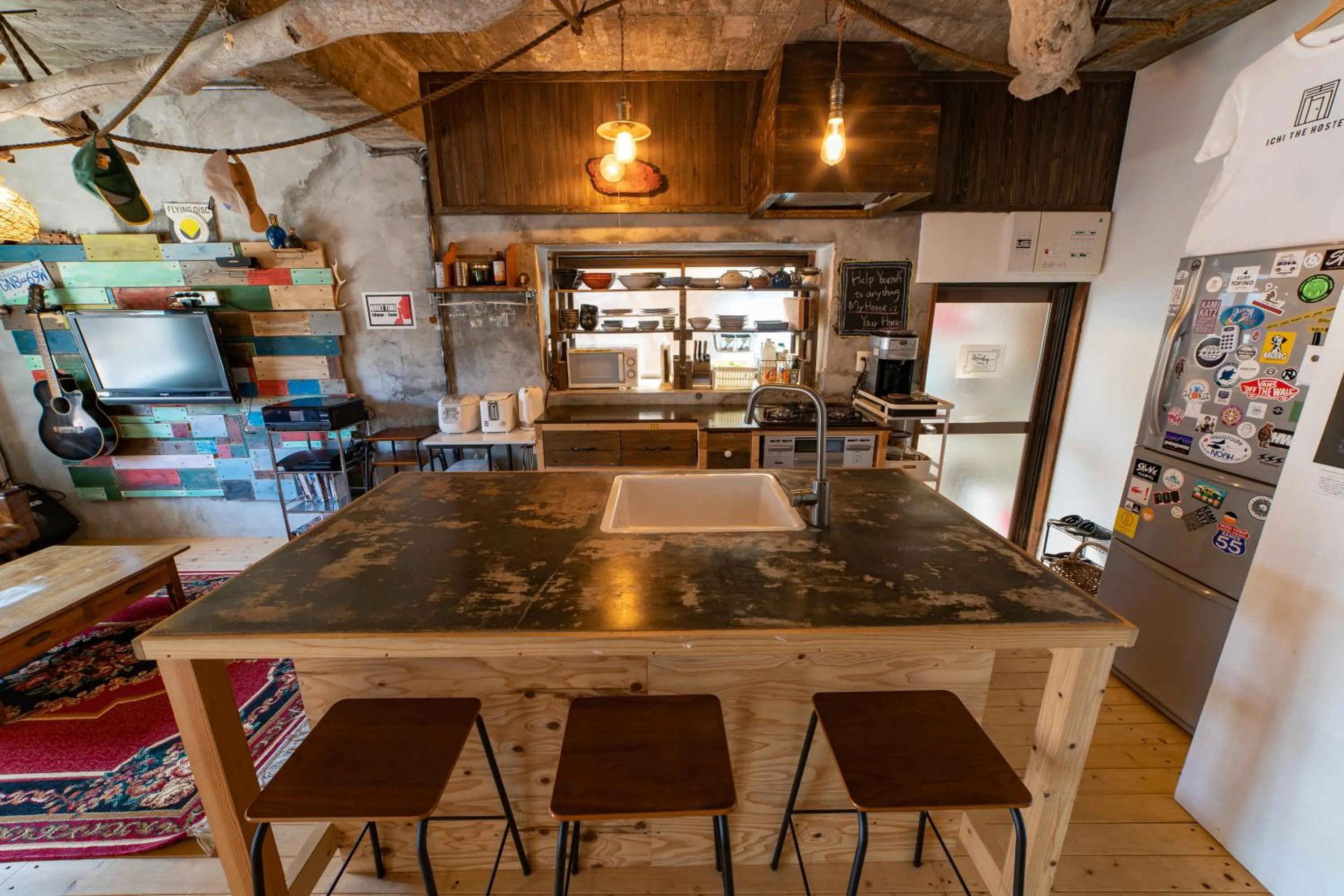 Kitchen or kitchenette in Ichi The Hostel