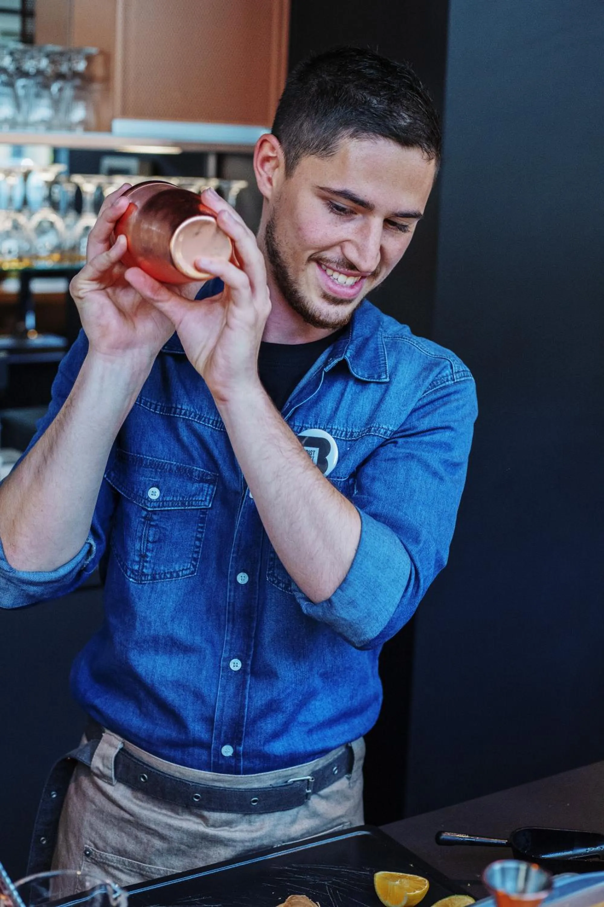 Lounge or bar in ibis Paris Bercy Village