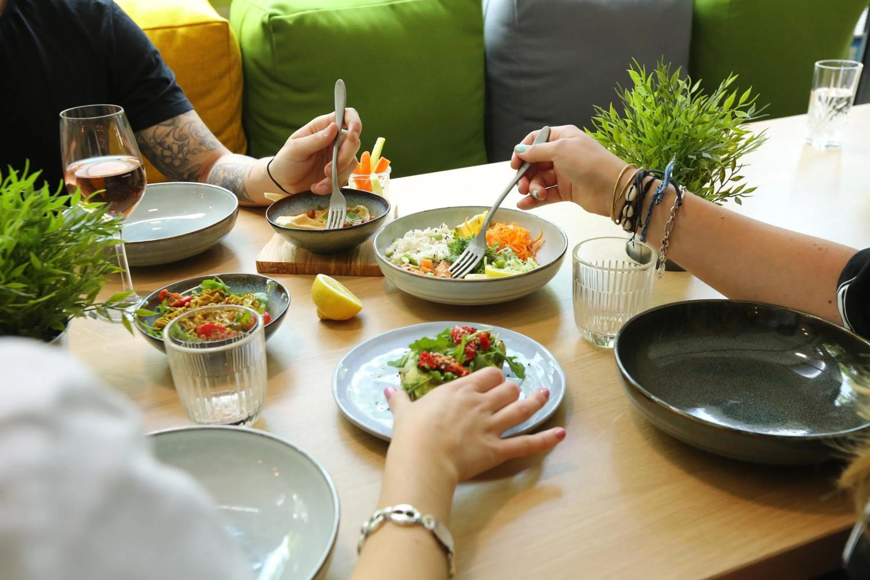 Food and drinks in ibis Paris Bercy Village