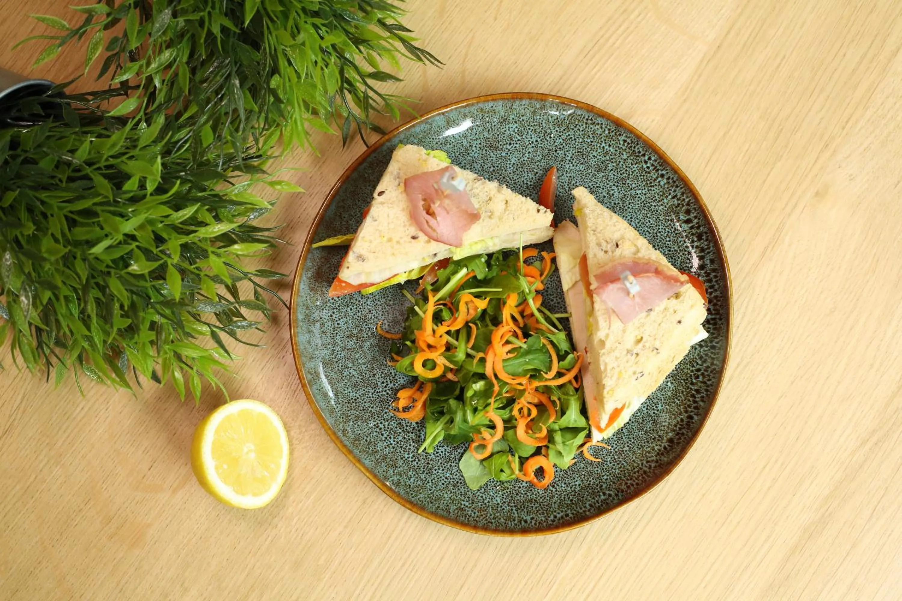 Food and drinks in ibis Paris Bercy Village