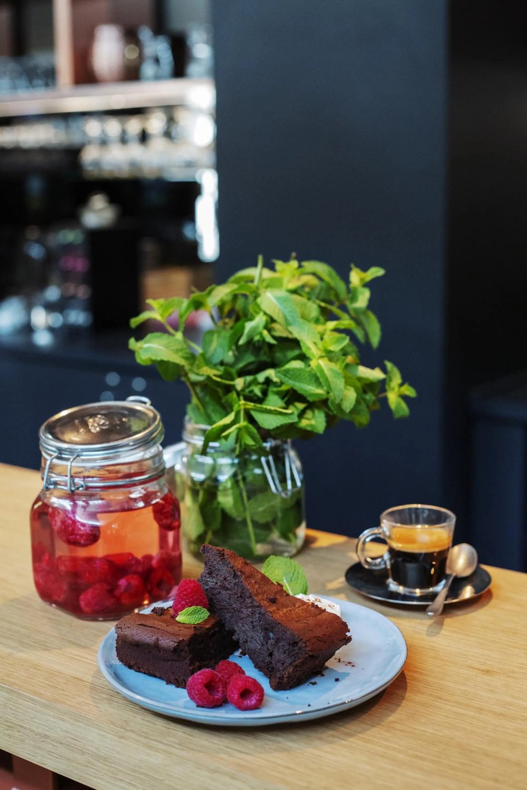 Food and drinks in ibis Paris Bercy Village