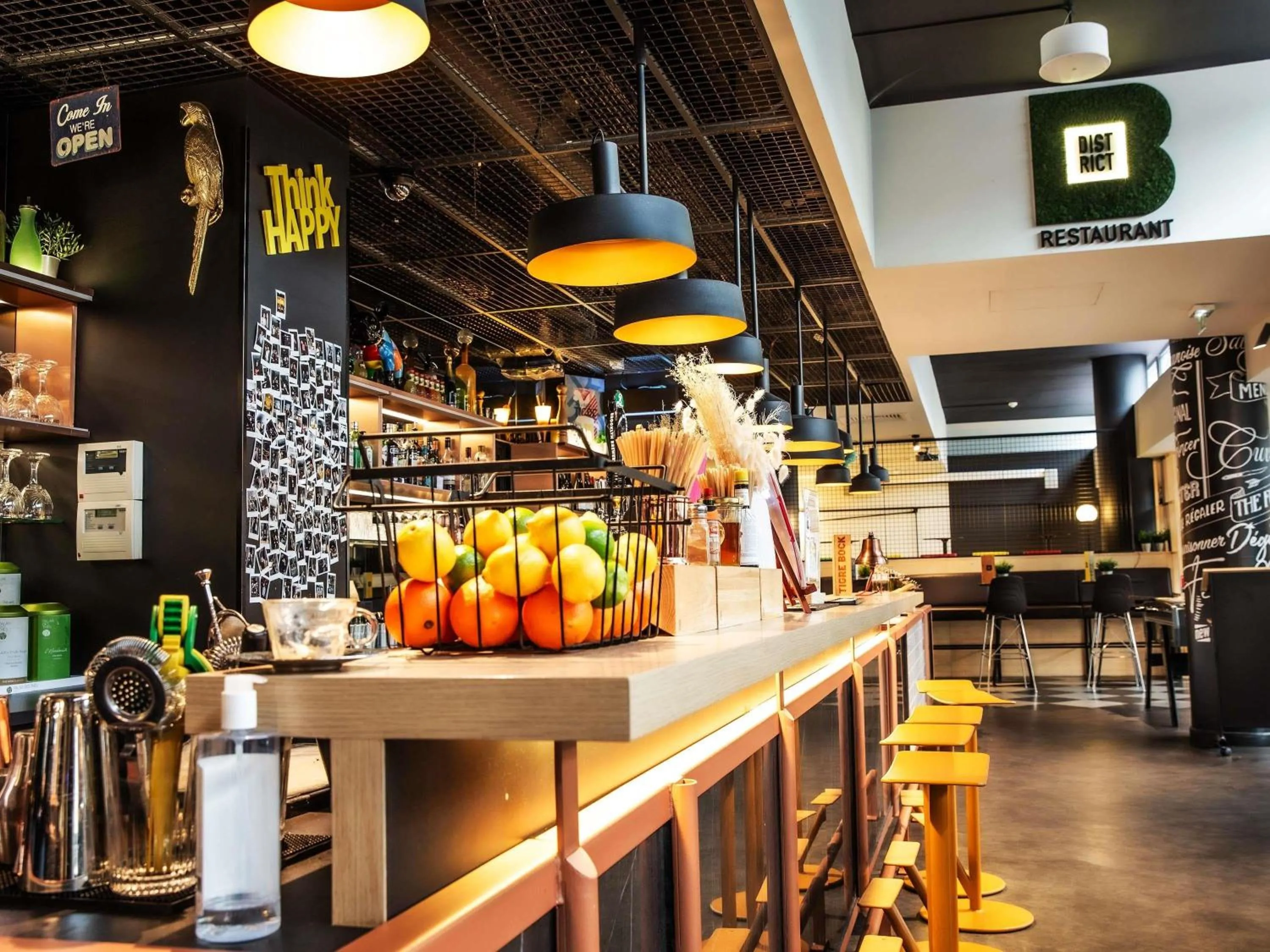 Property building in ibis Paris Bercy Village