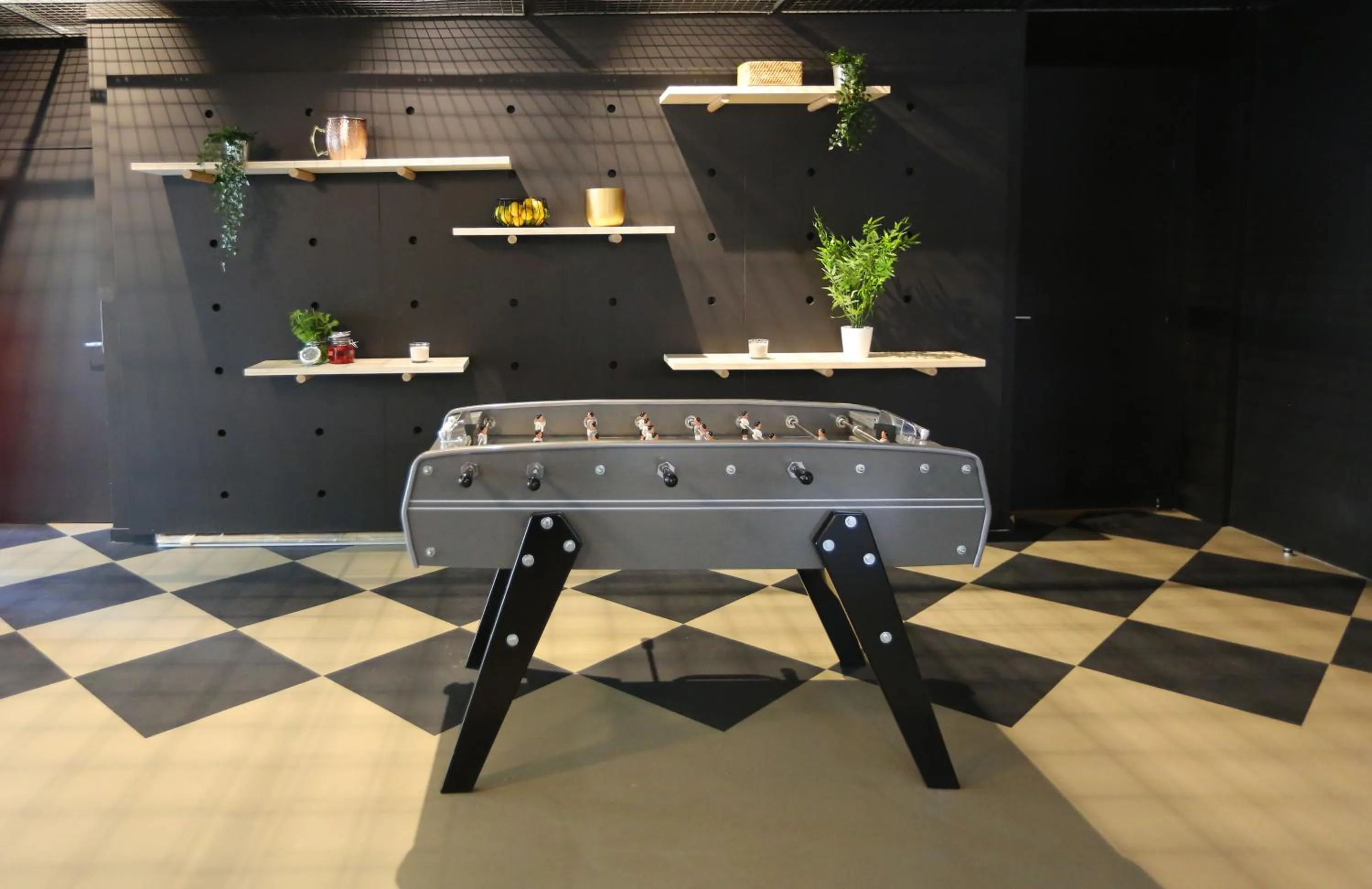 Darts in ibis Paris Bercy Village