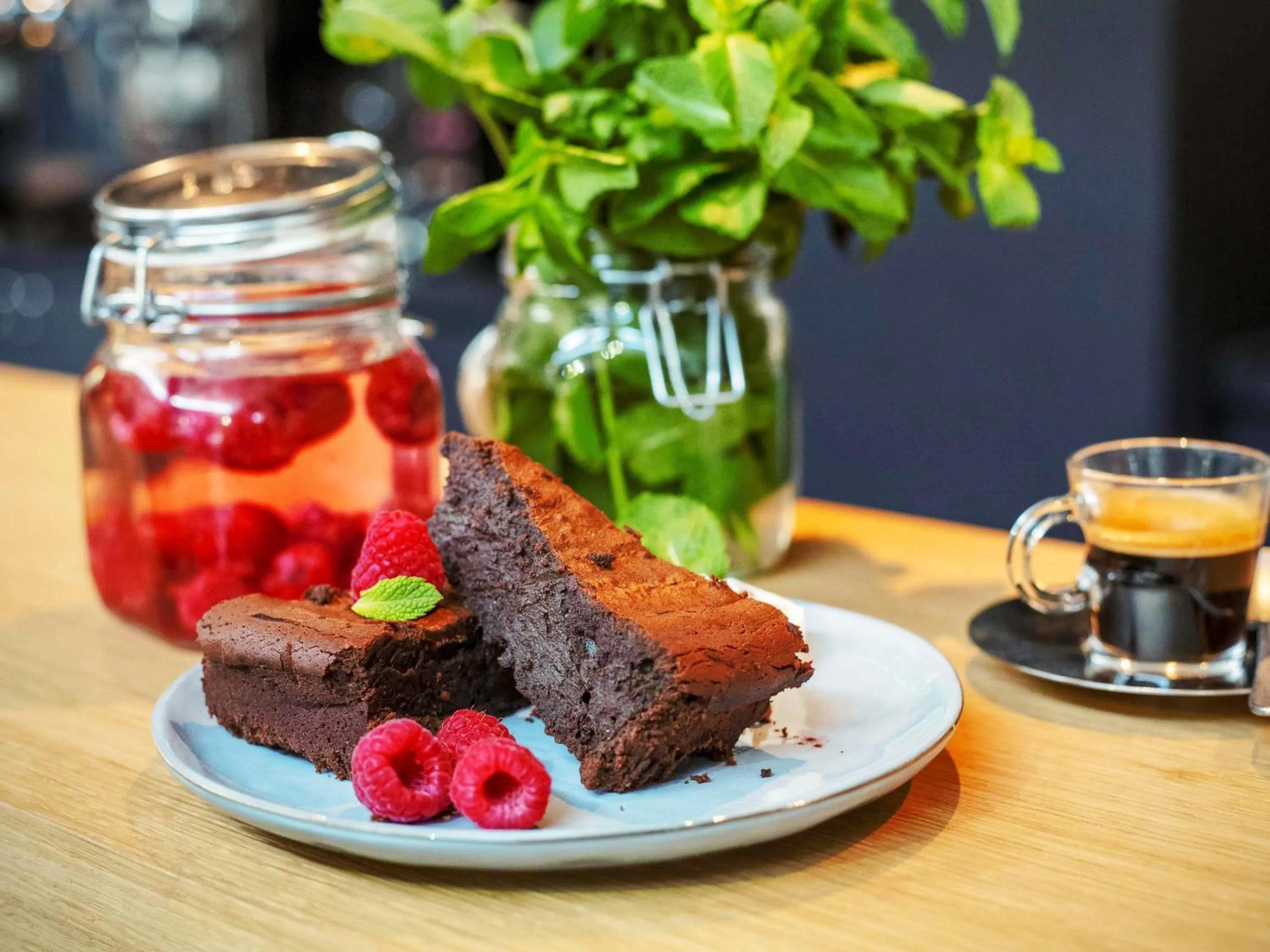 Restaurant/places to eat in ibis Paris Bercy Village