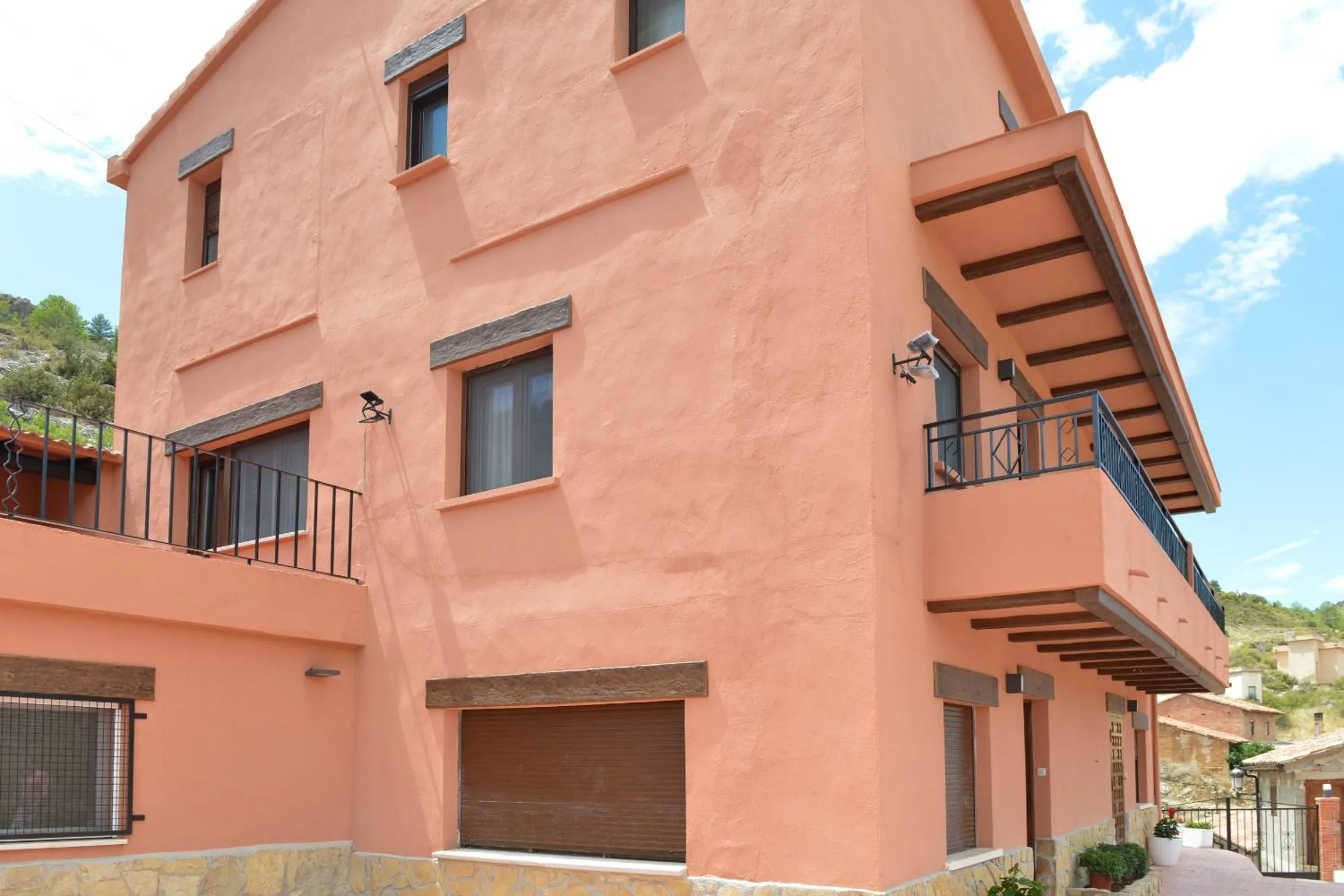 Property building in La casita de El Cuervo