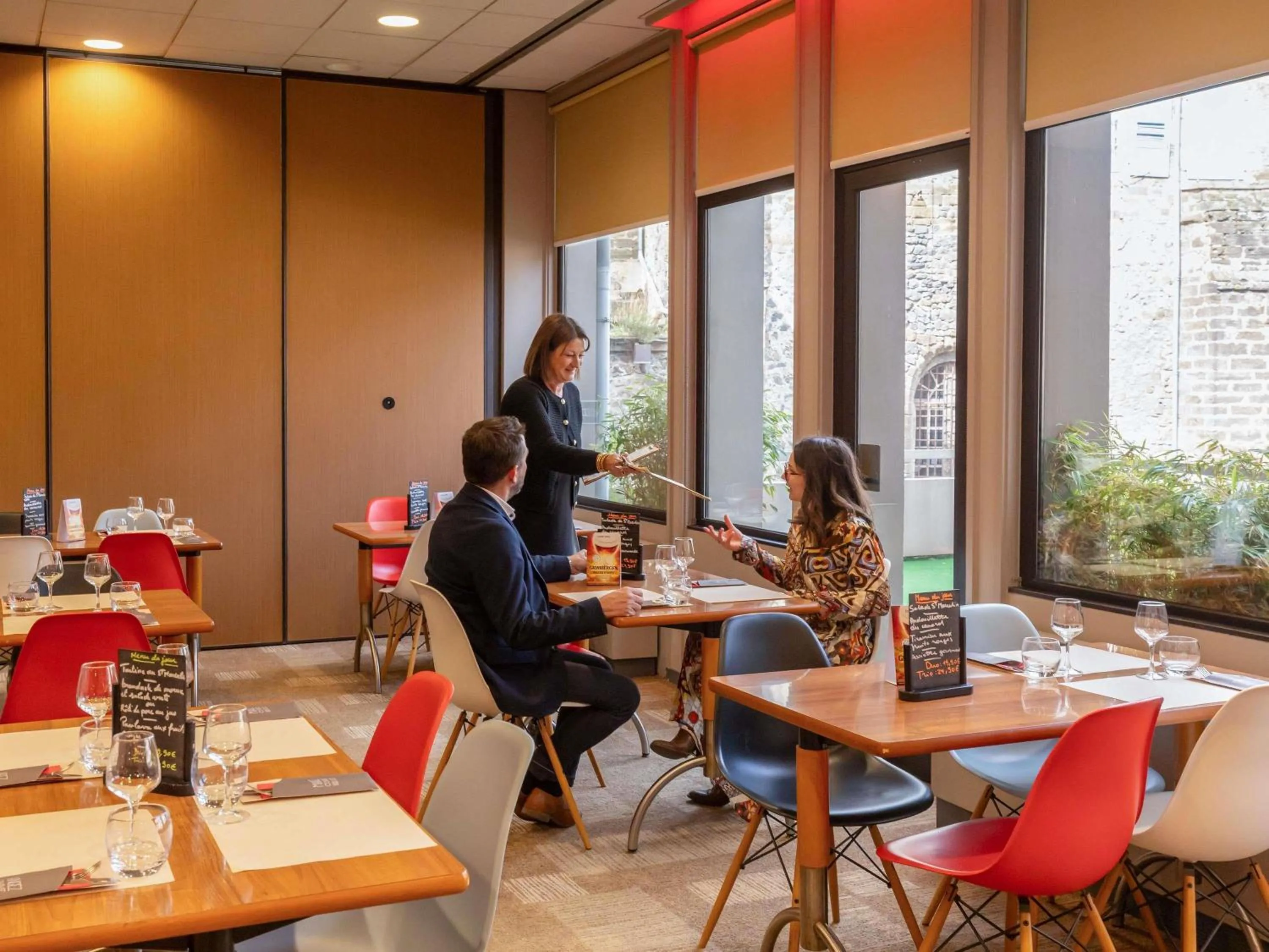 Restaurant/places to eat in ibis Le Puy-en-Velay Centre