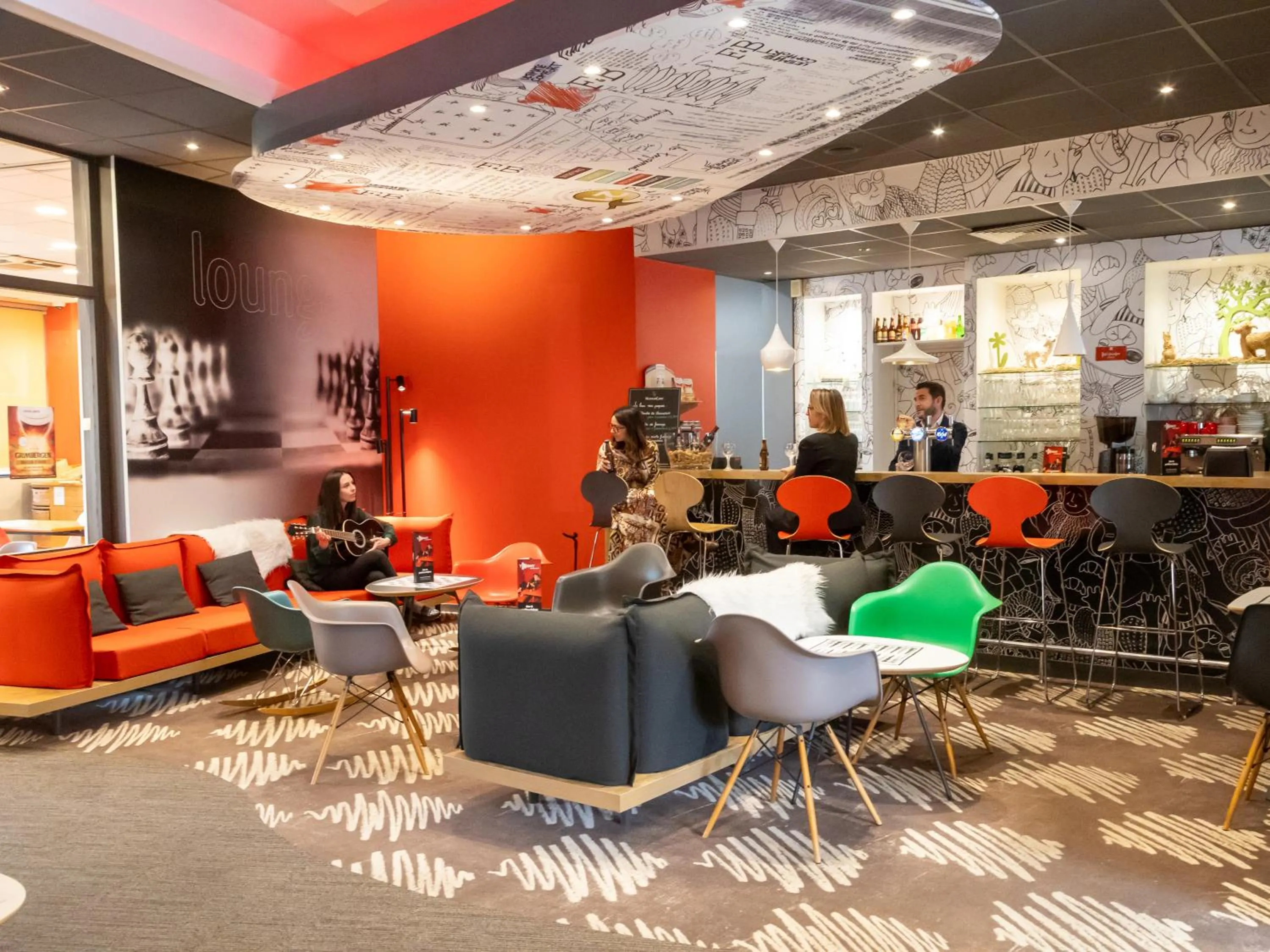 Lounge or bar in ibis Le Puy-en-Velay Centre
