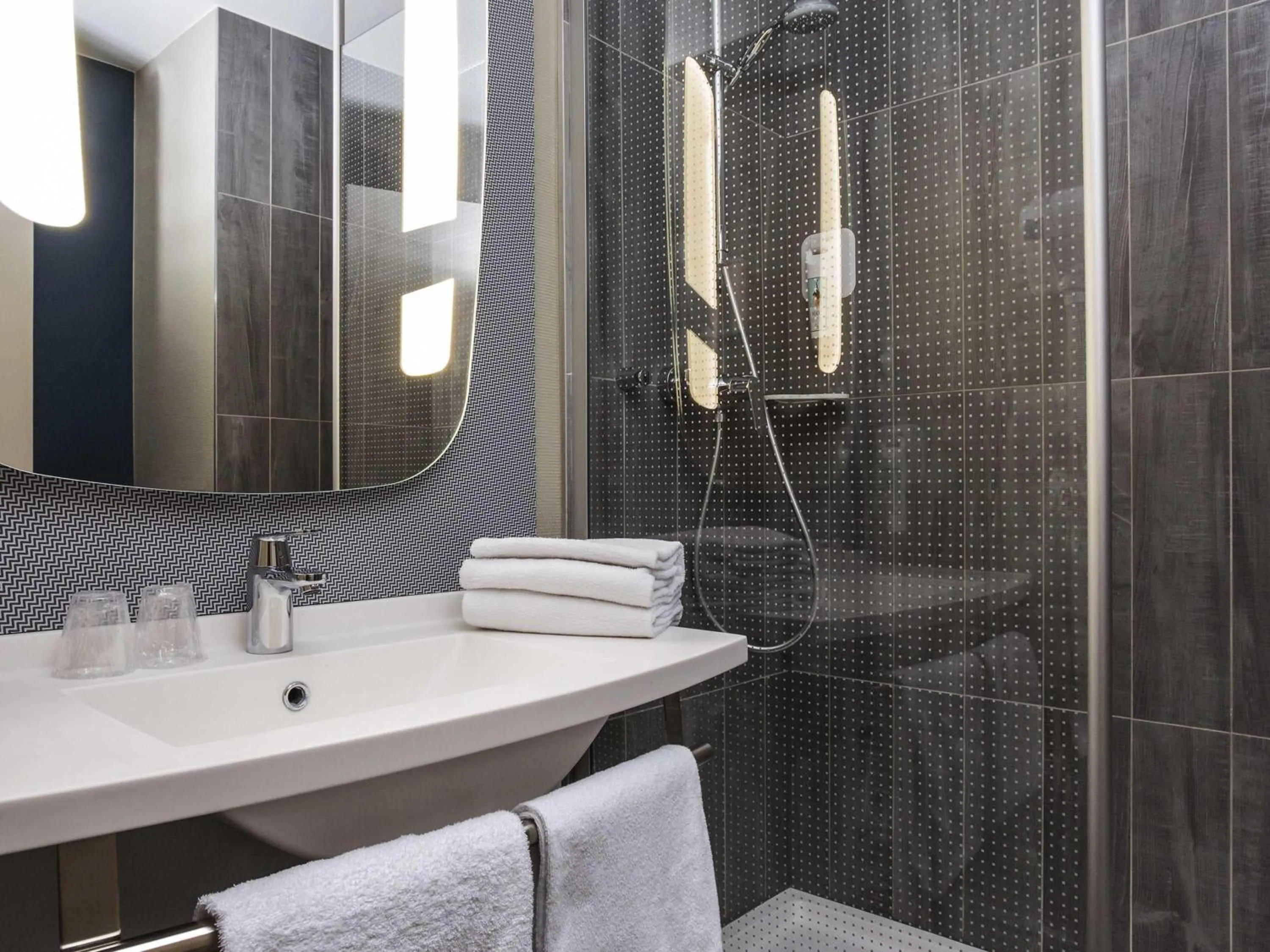 Bedroom in Ibis Paris Nord Villepinte Parc des Expositions