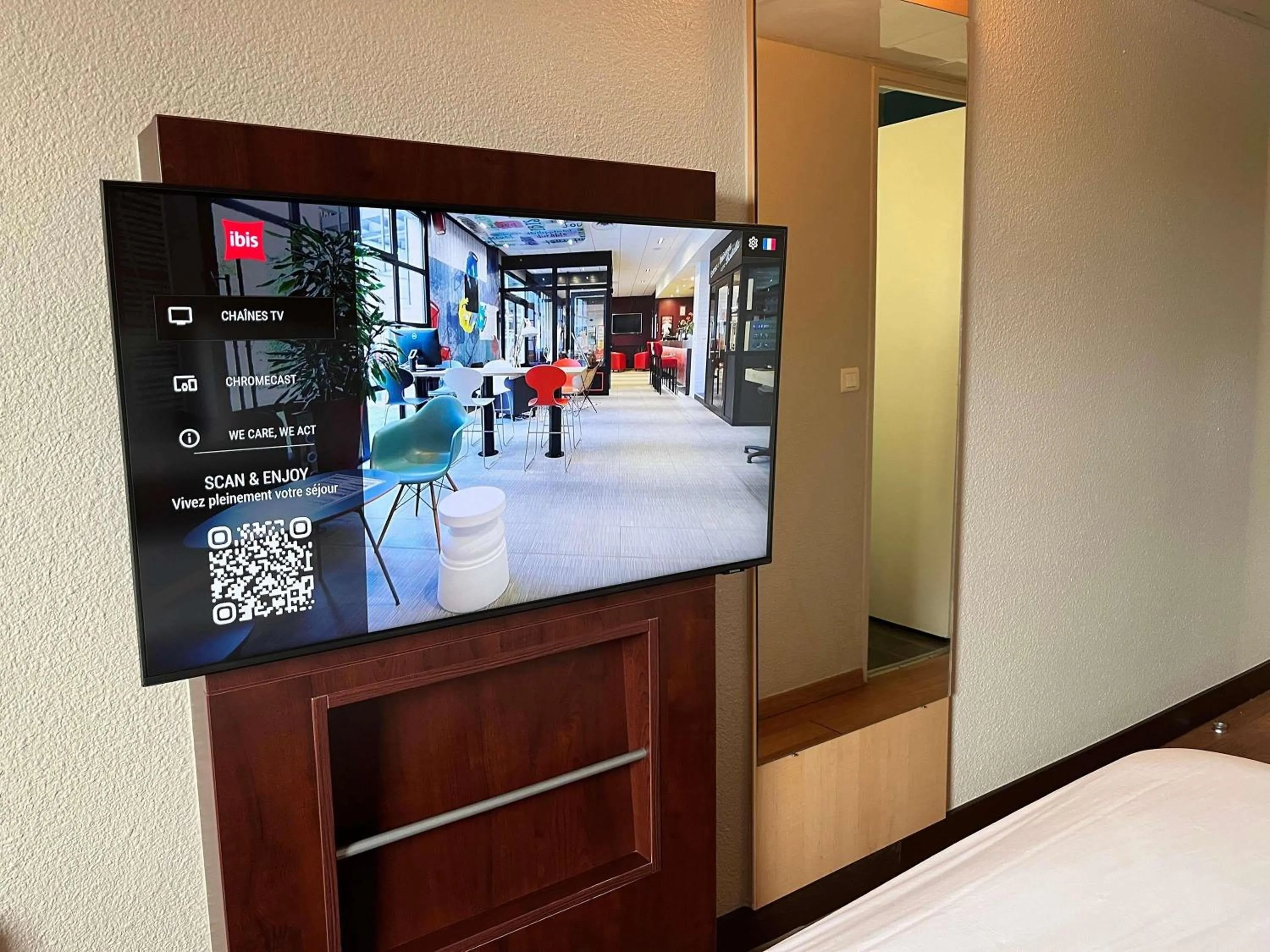 Bedroom, Bed in Ibis Paris Nord Villepinte Parc des Expositions