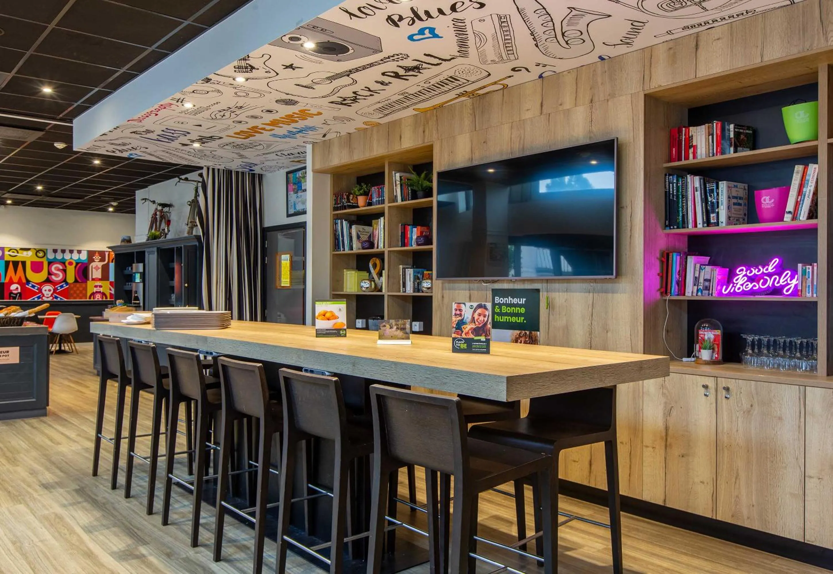 Lobby or reception in B&B HOTEL Orléans Centre Foch