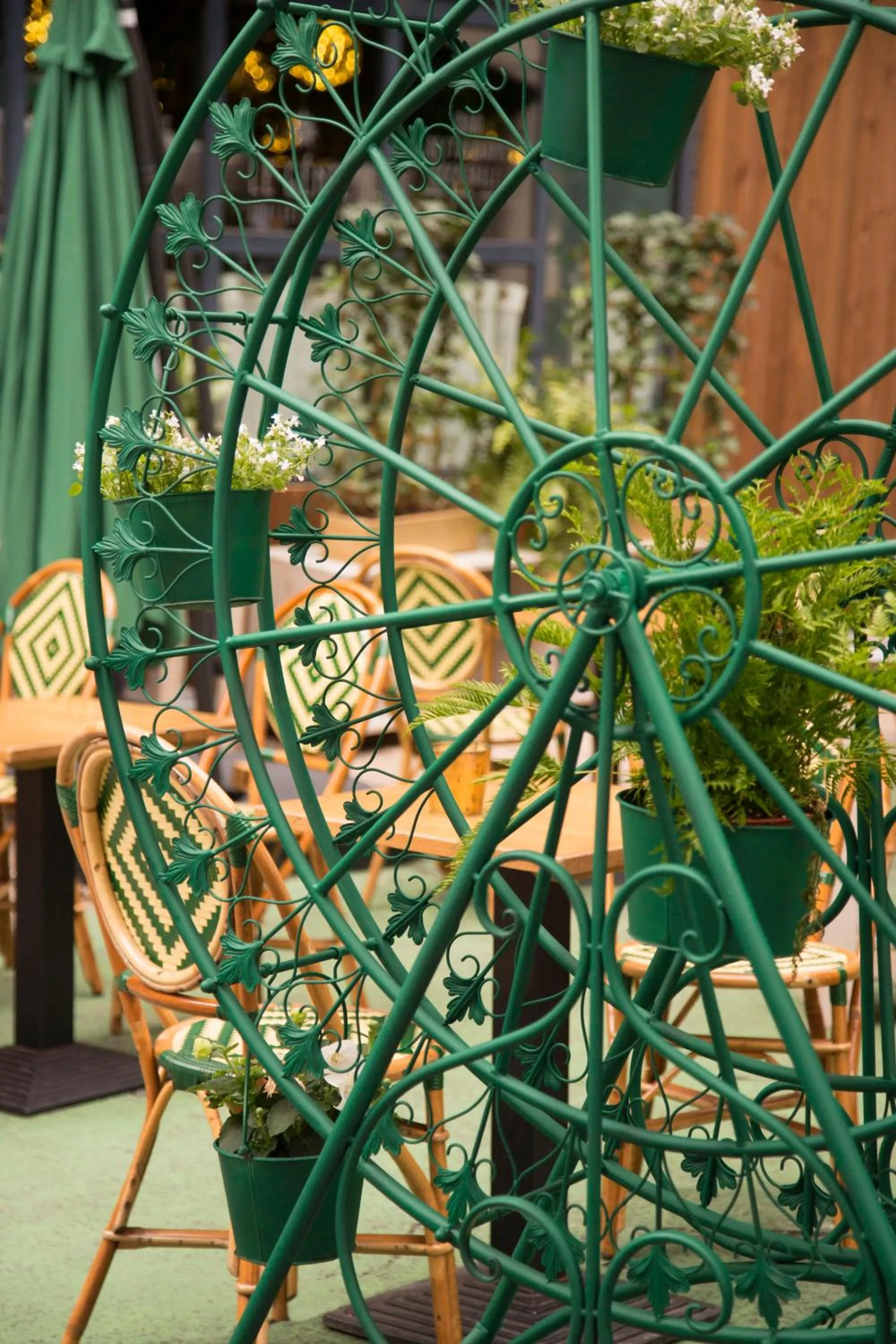 Patio in ibis Paris Bastille Opera