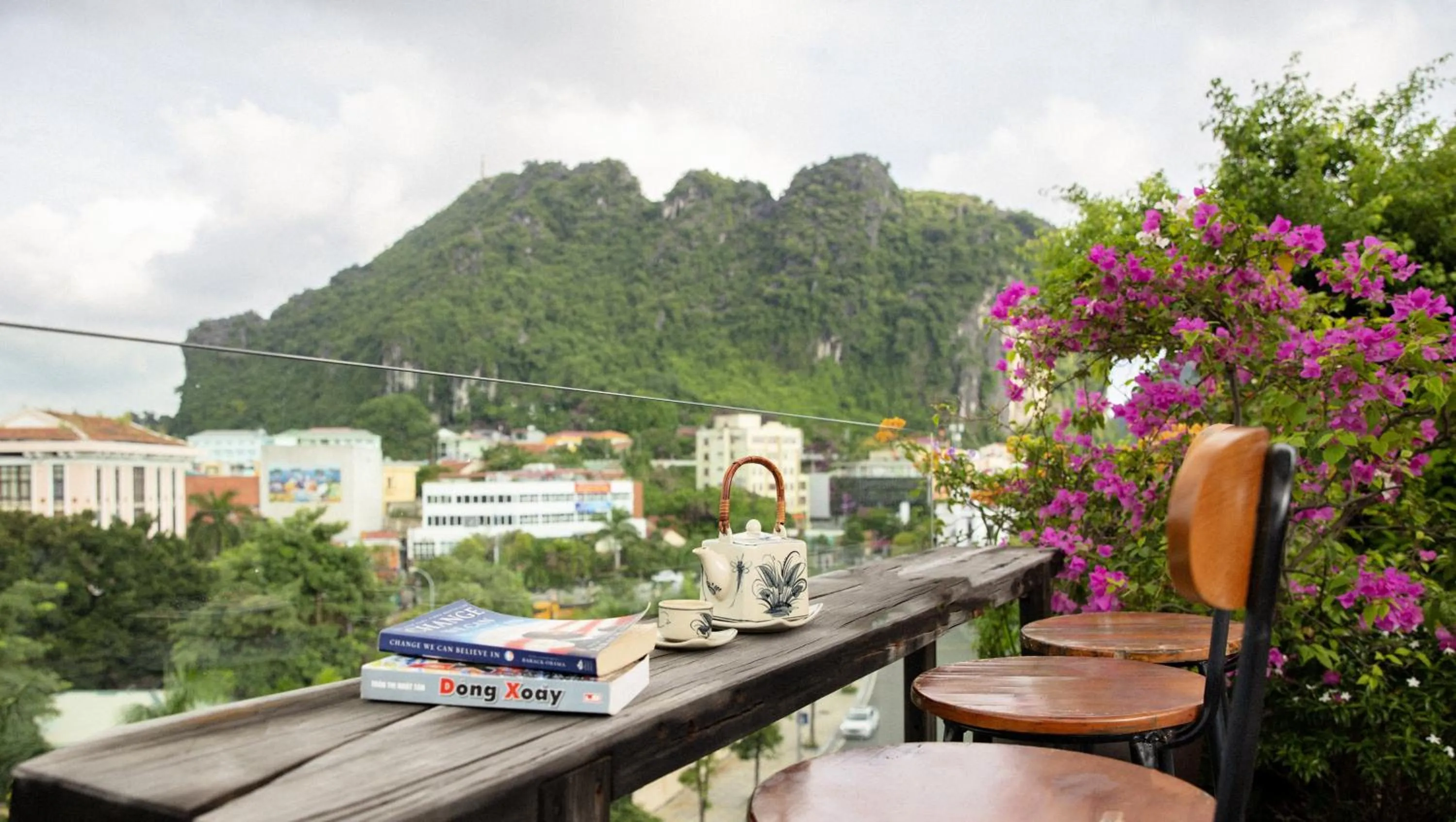 Day in Draha Halong Hotel - Serenity, Charm and Nature - Preferred by Western Travelers