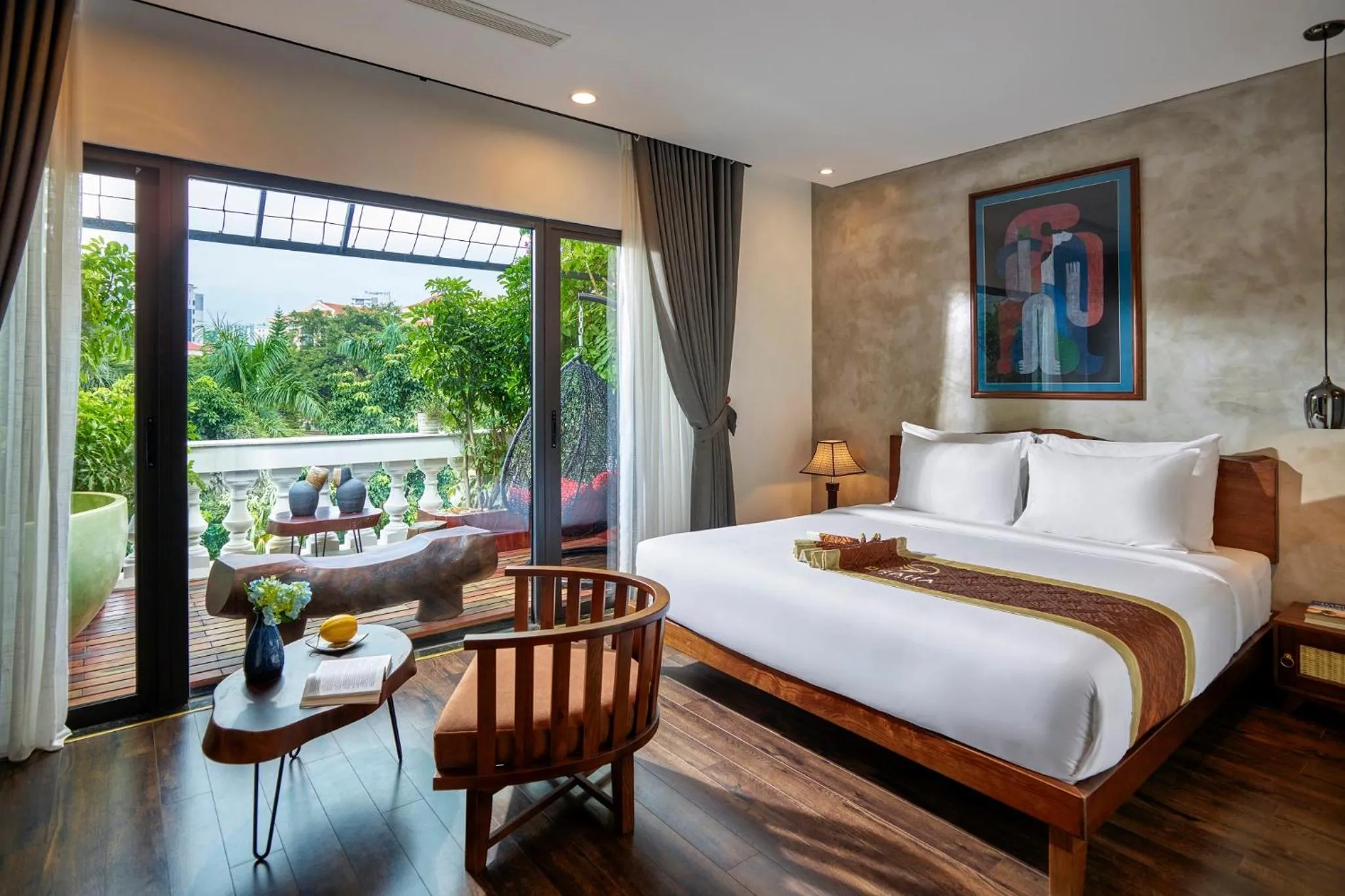 Spring, Bed in Draha Halong Hotel - Serenity, Charm and Nature - Preferred by Western Travelers