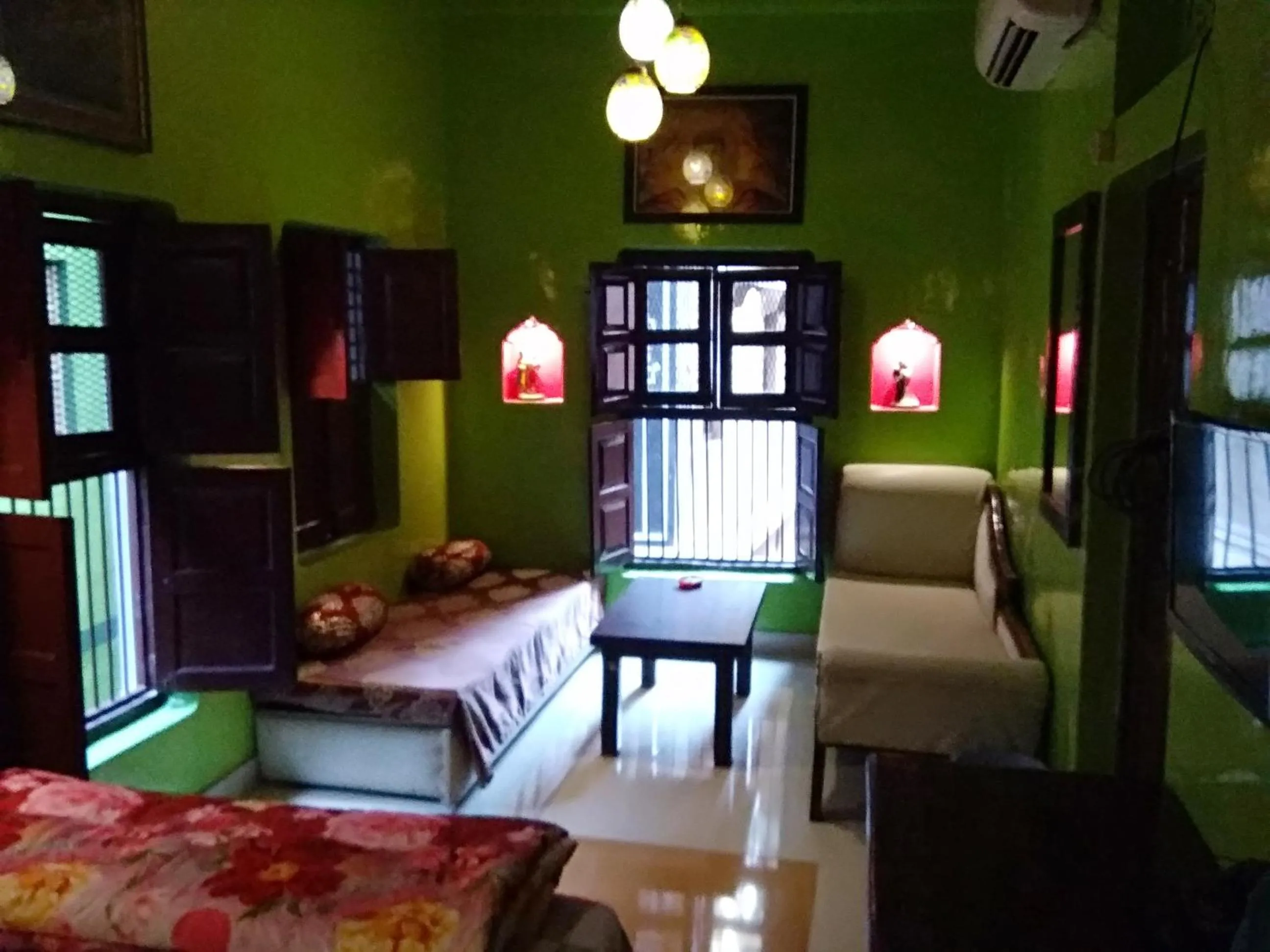 Bed in Shiva Guest House