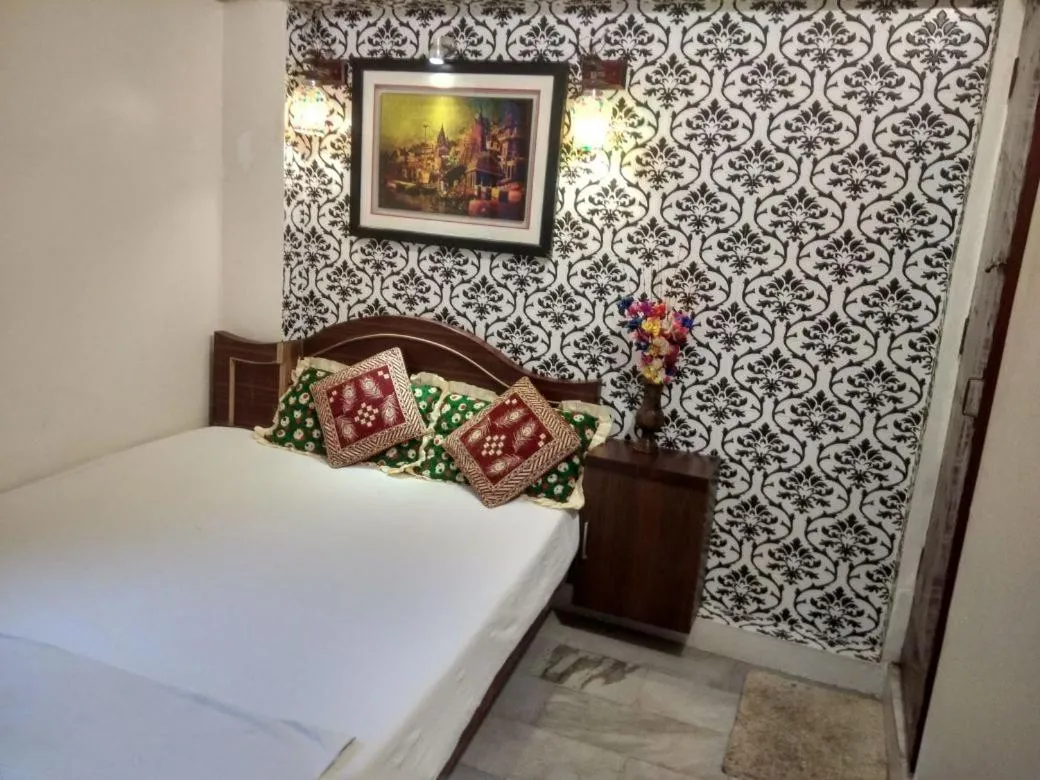 Bedroom, Bed in Shiva Guest House