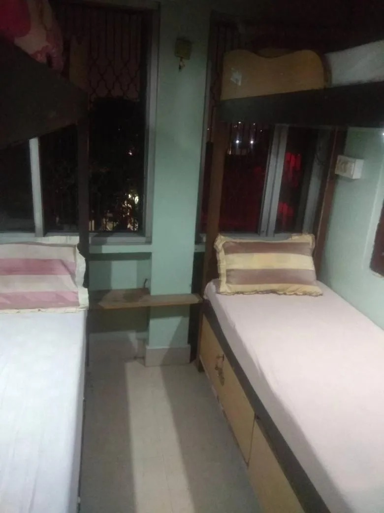 Bed in Shiva Guest House