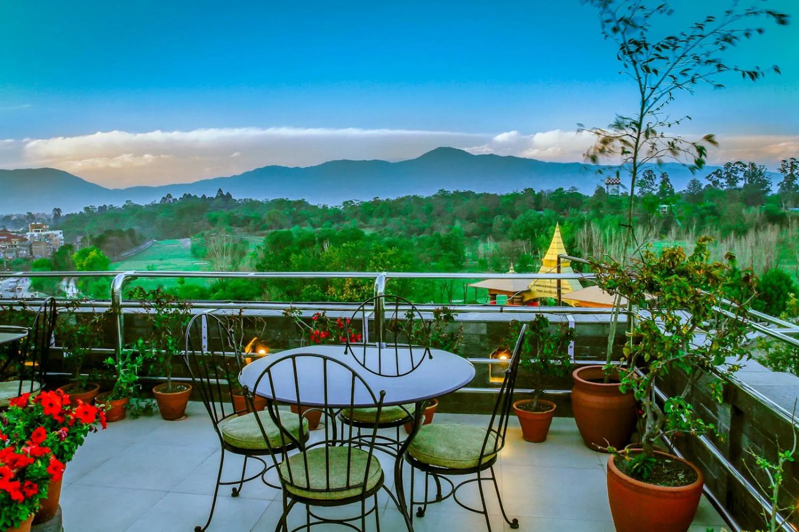 Restaurant/places to eat in Airport Hotel Kathmandu - Near Pashupatinath Temple