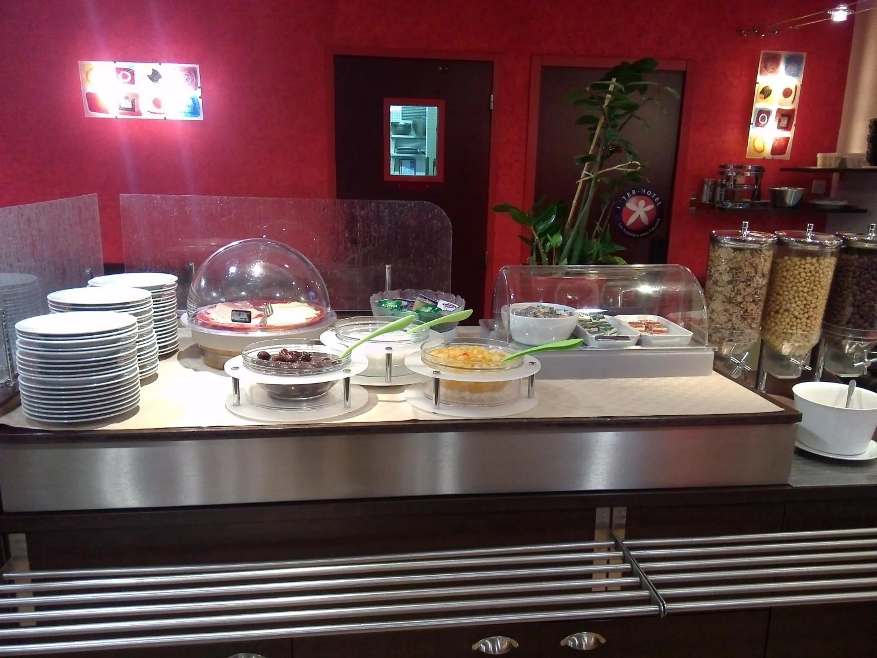 Restaurant/places to eat in The Originals City, Hôtel Éden, Rouen Nord