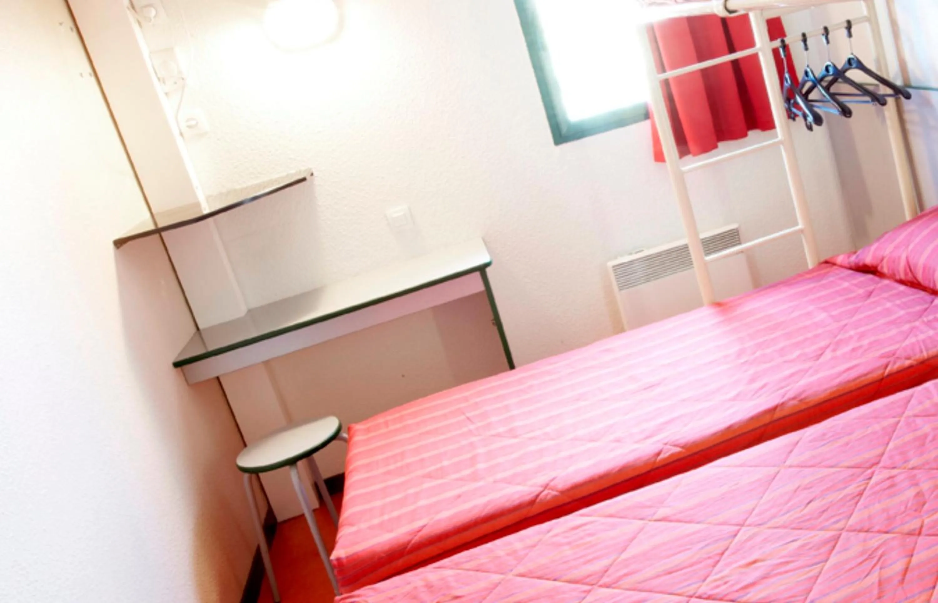 Bed in Première Classe Boulogne sur Mer