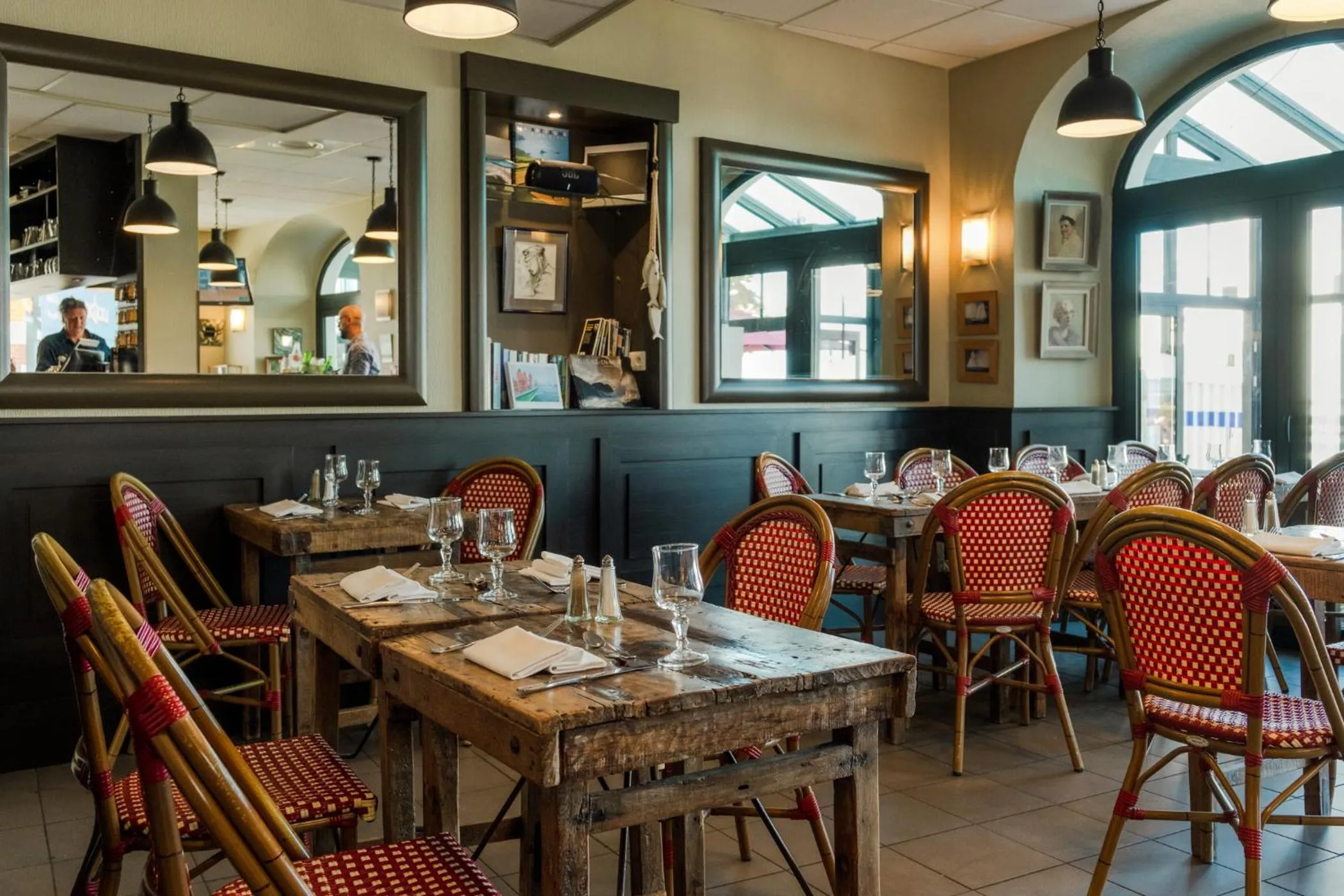 Restaurant/places to eat in Grand Hôtel de Bretagne