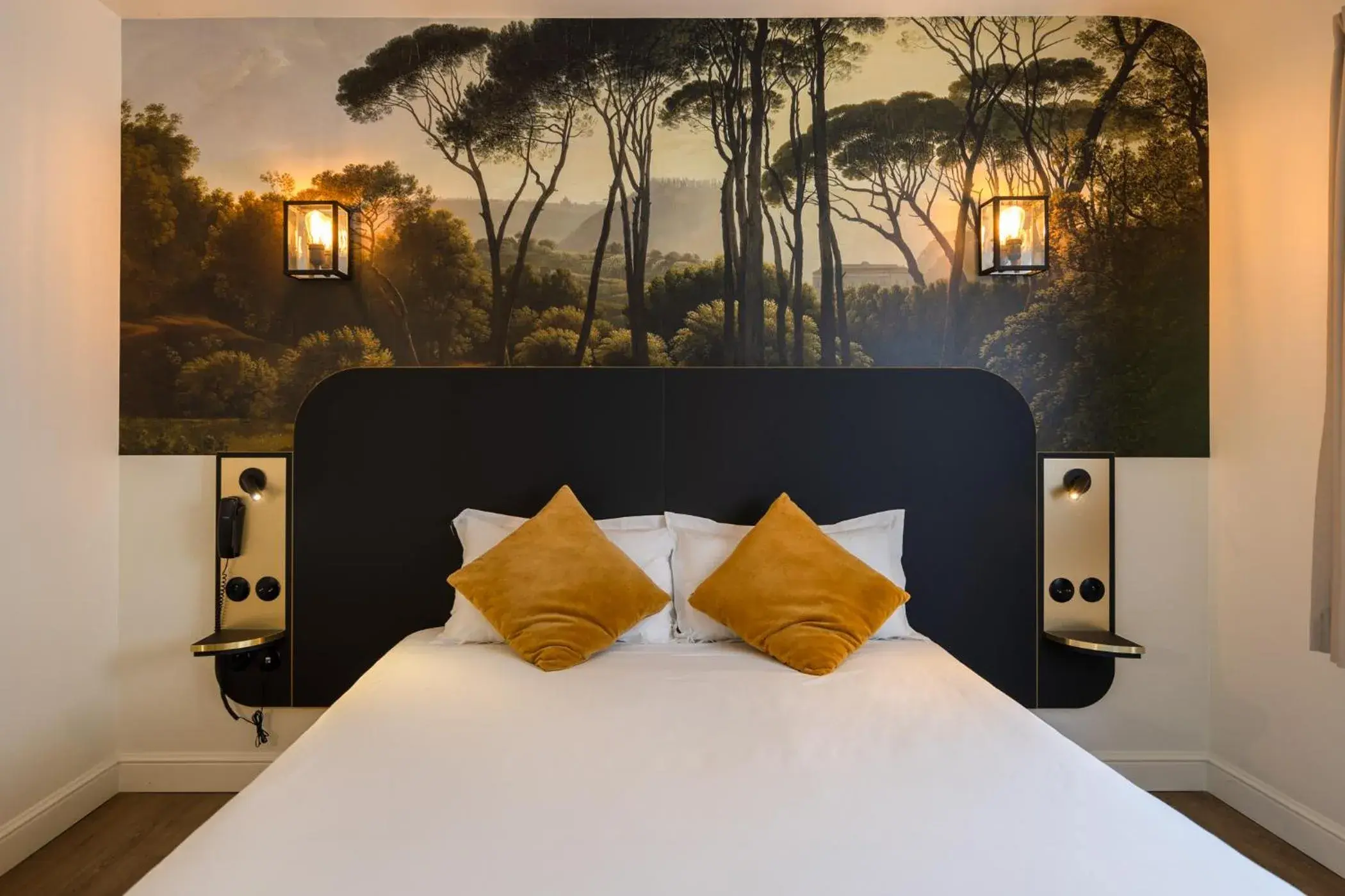 Classic Double Room City Side in Grand Hôtel de Bretagne Classic Double Room City Side in Grand Hôtel de Bretagne