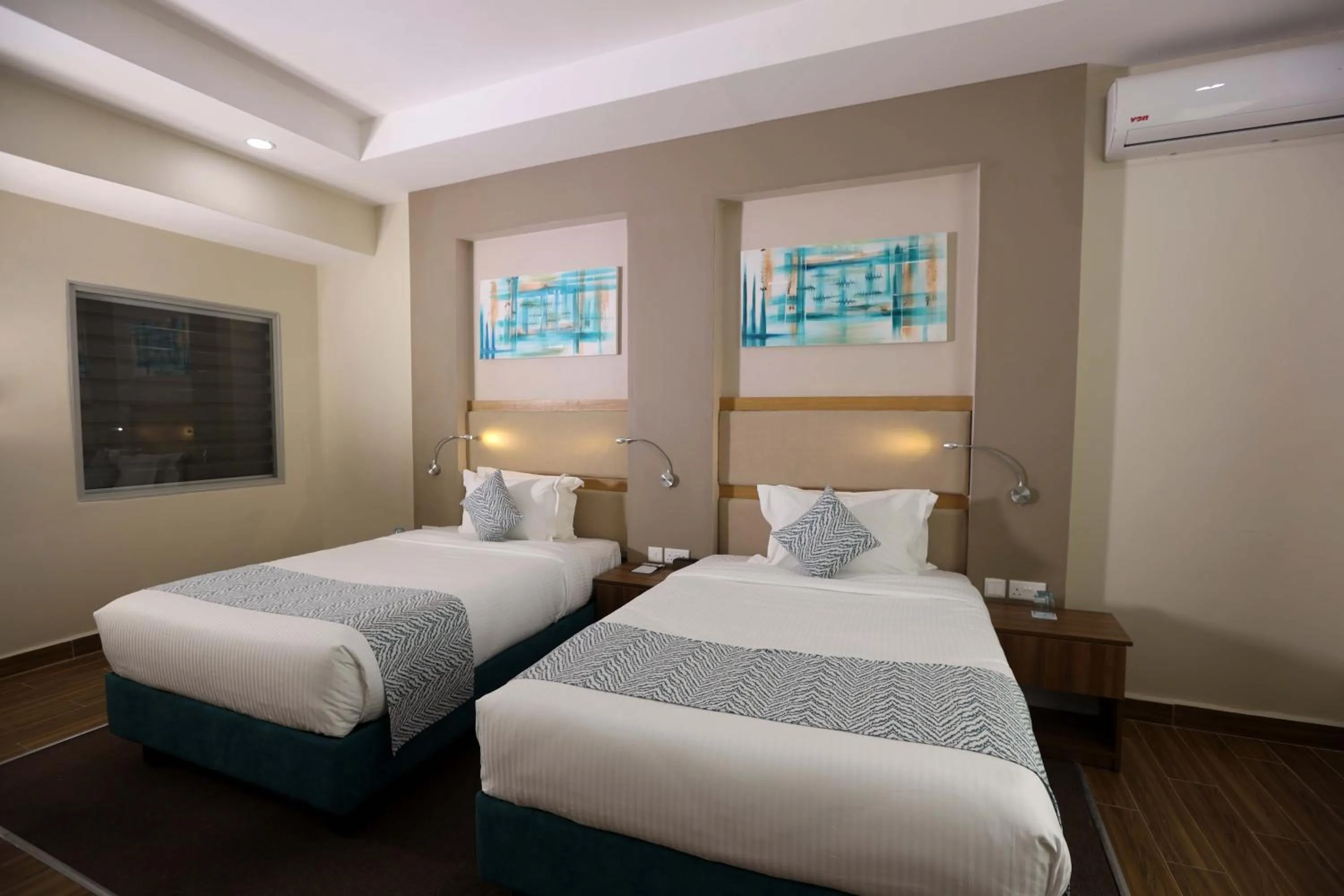 Bed in PrideInn Plaza Nairobi Airport