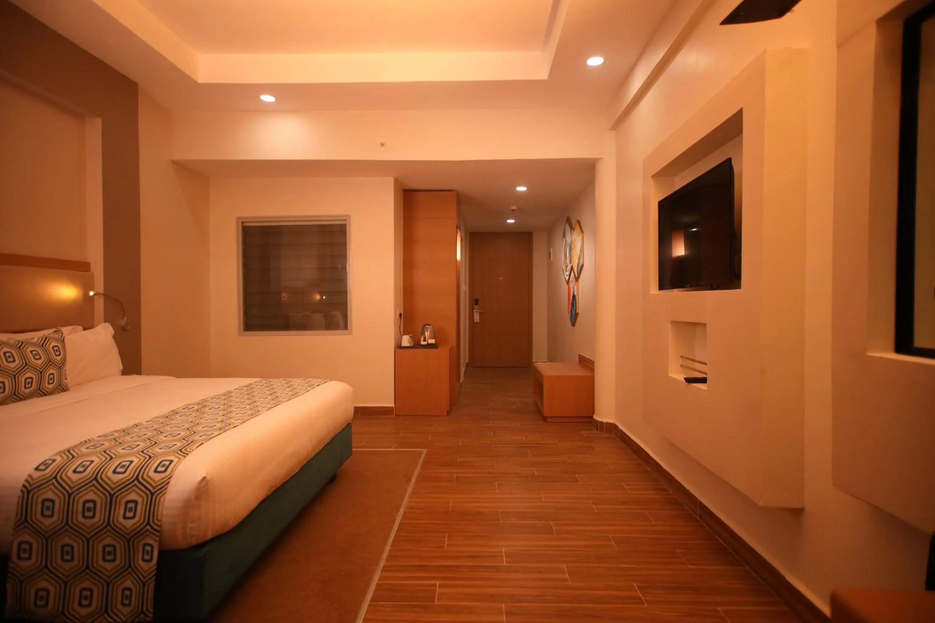 Photo of the whole room, Bed in PrideInn Plaza Nairobi Airport
