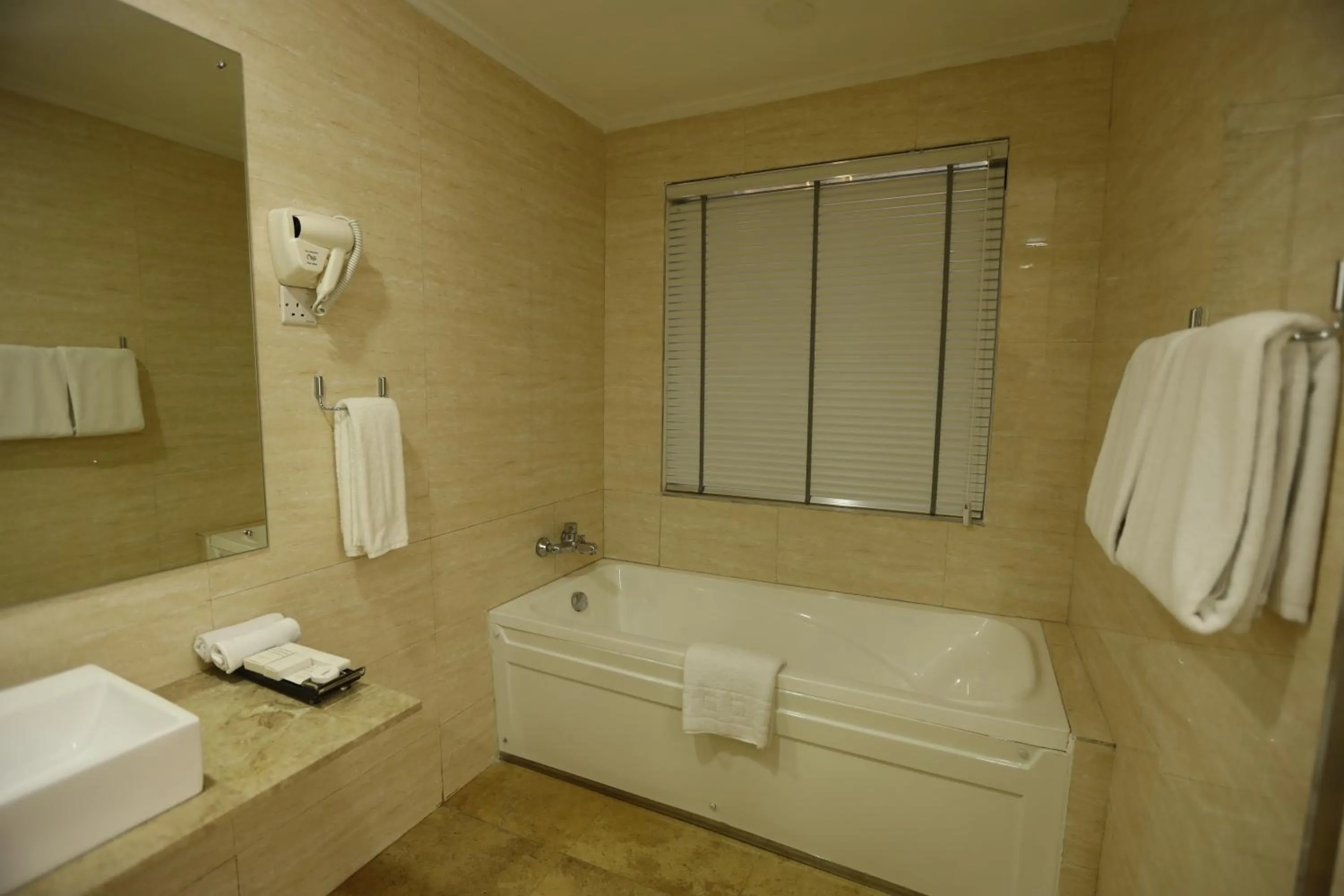 Hot Tub in PrideInn Plaza Nairobi Airport