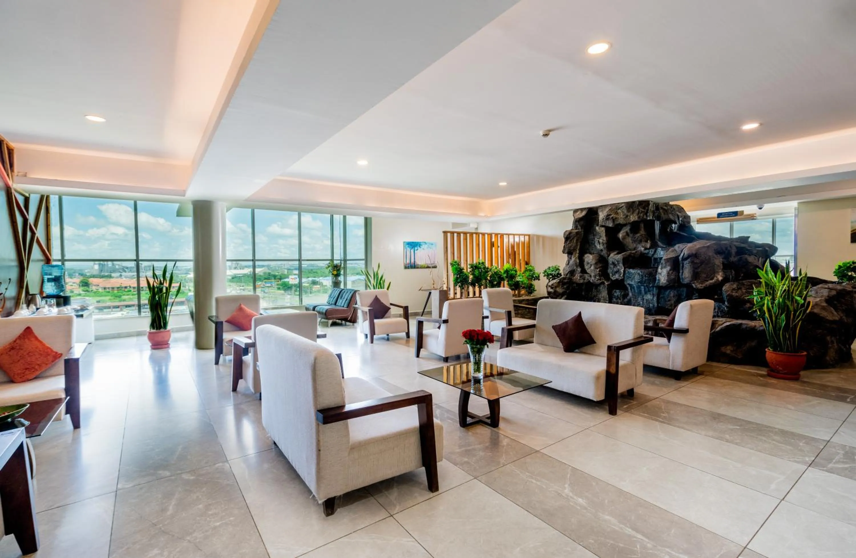 Lobby or reception in PrideInn Plaza Nairobi Airport