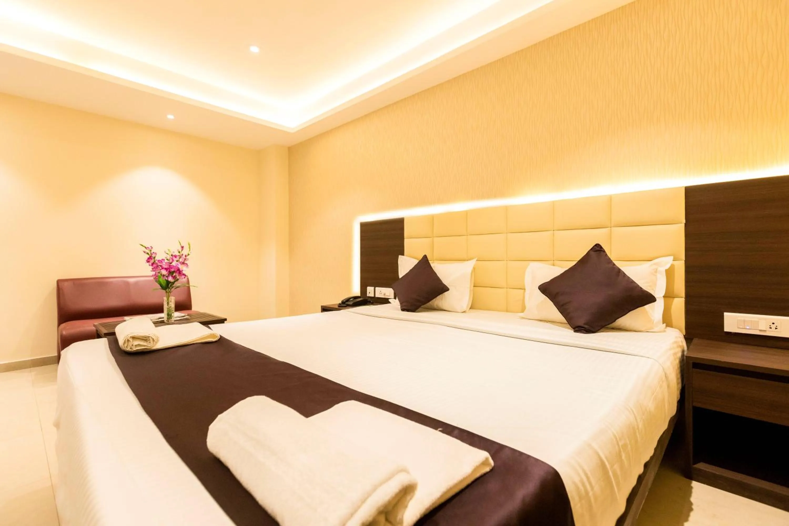 TV and multimedia, Bed in LYNQ-CICO