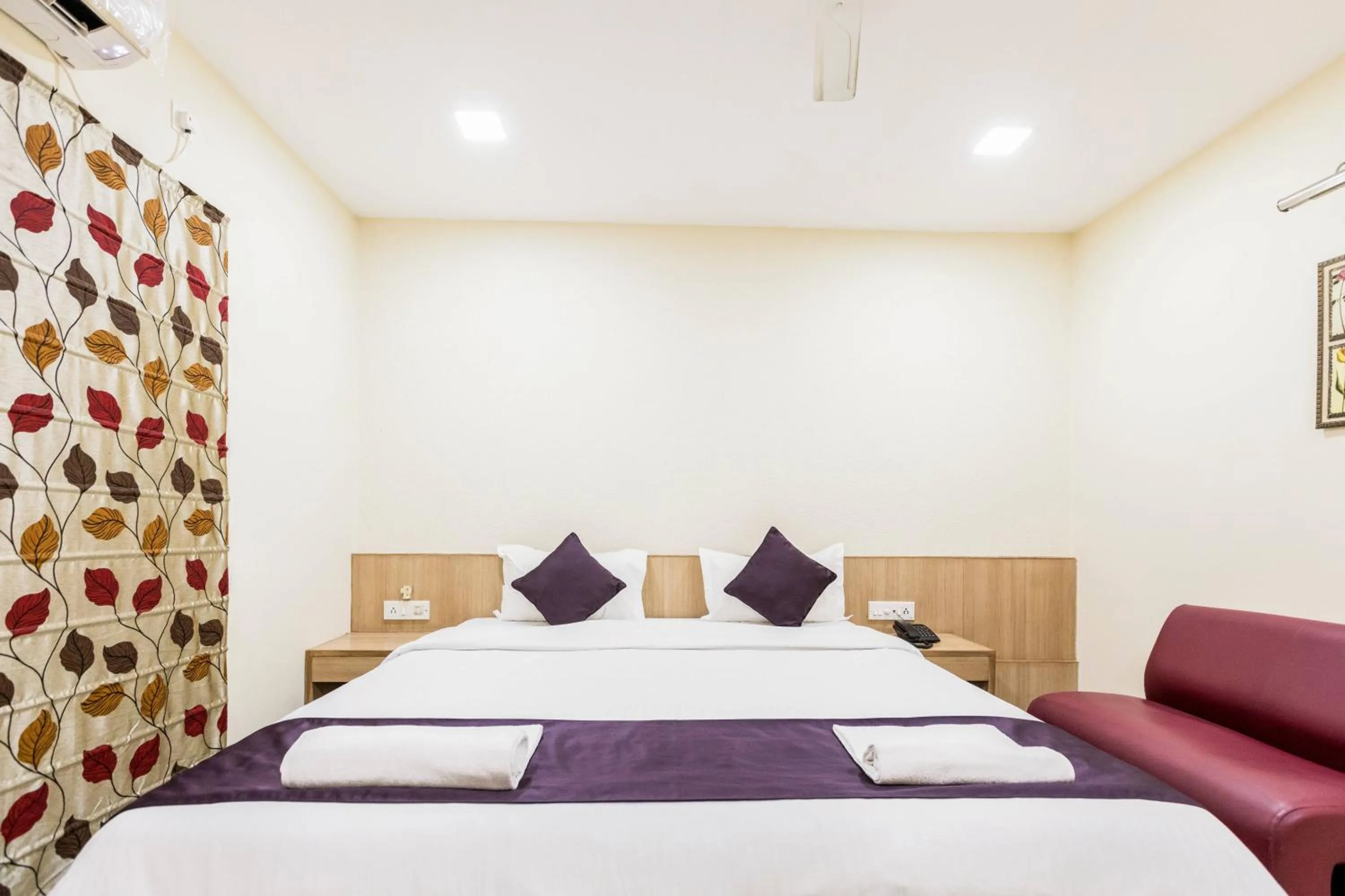 Bedroom, Bed in LYNQ-CICO