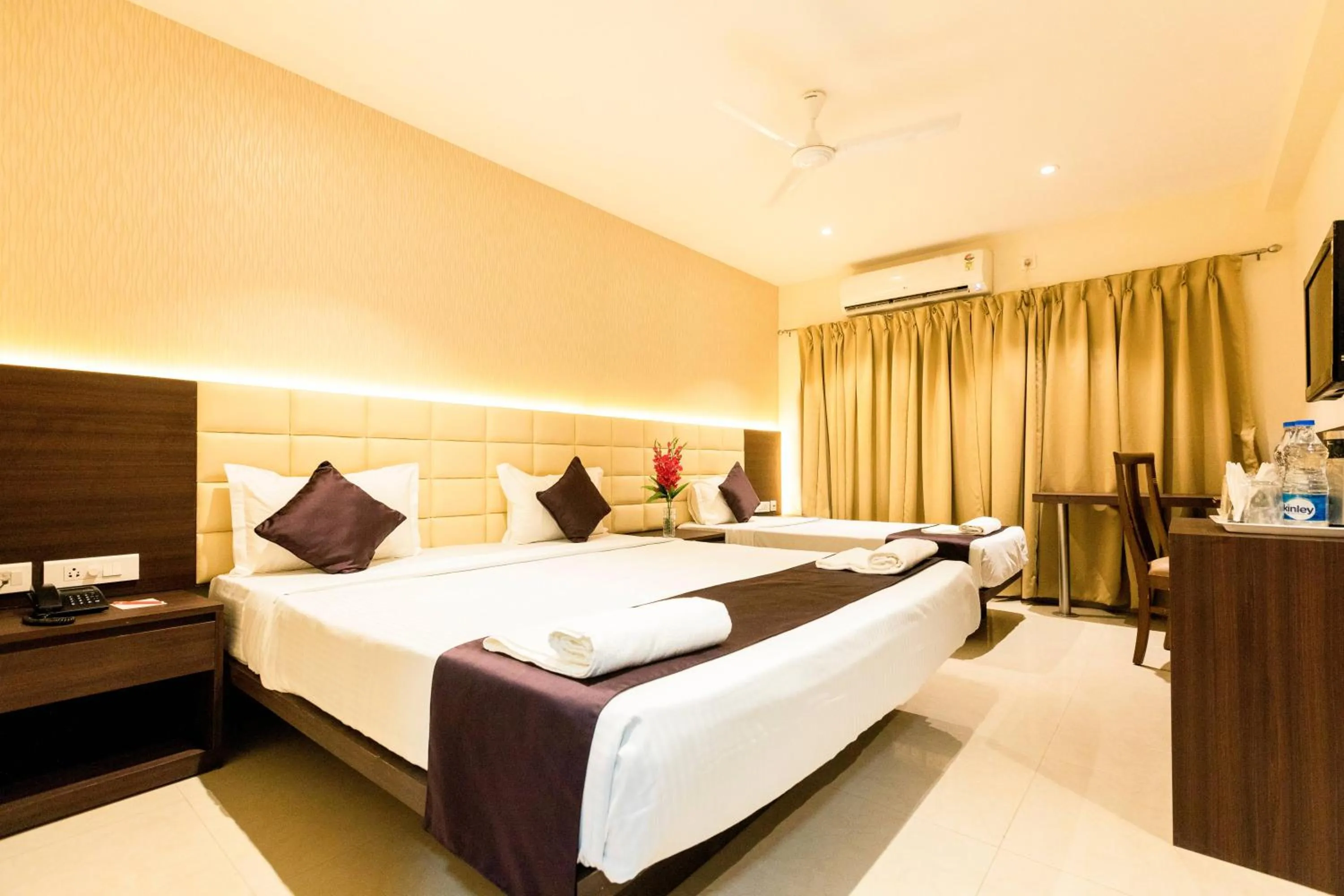 TV and multimedia, Bed in LYNQ-CICO