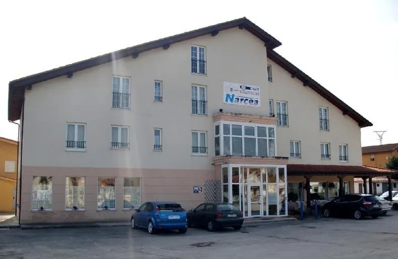 Facade/entrance in Hotel Narcea