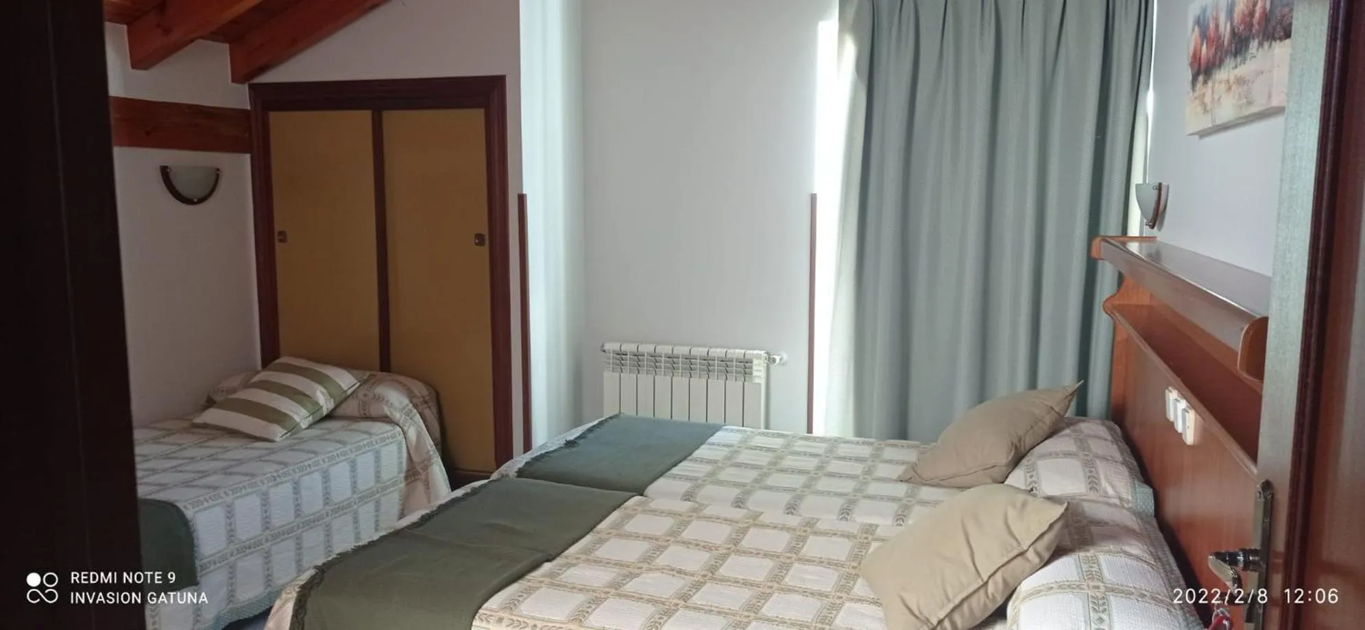Bed in Hotel Narcea
