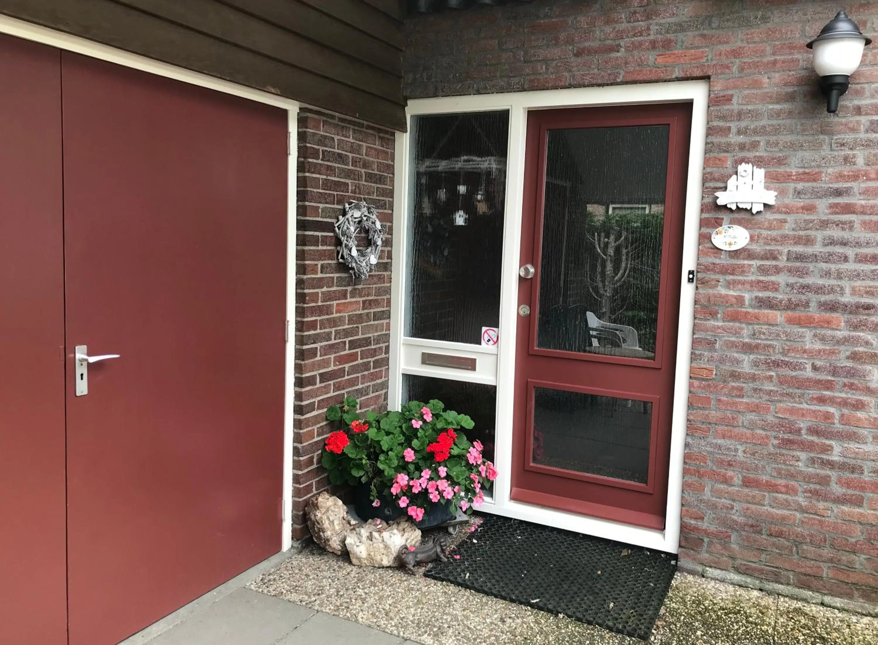 Facade/entrance in de Duinroos