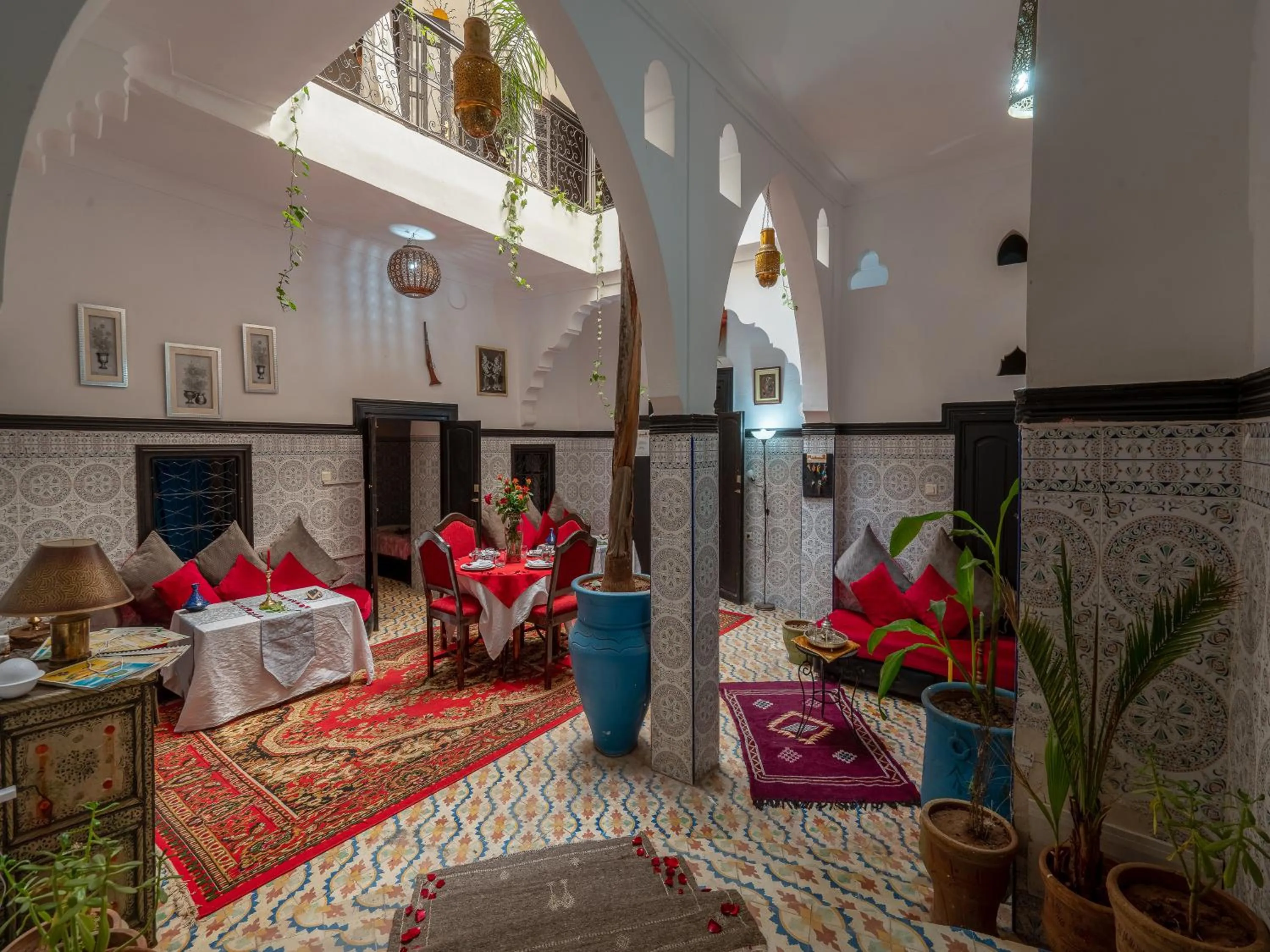 Lobby or reception in Riad des remparts Marrakech