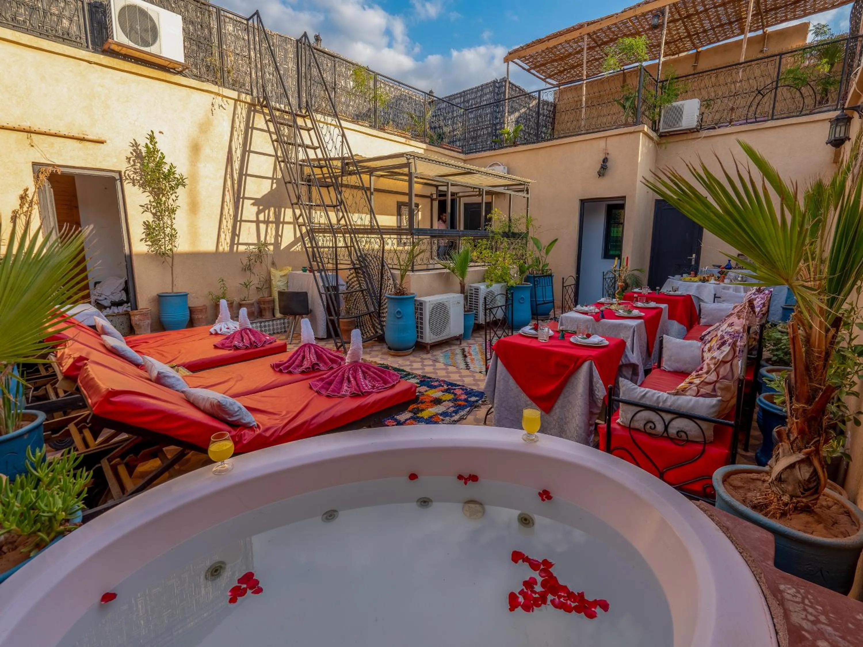 Patio in Riad des remparts Marrakech